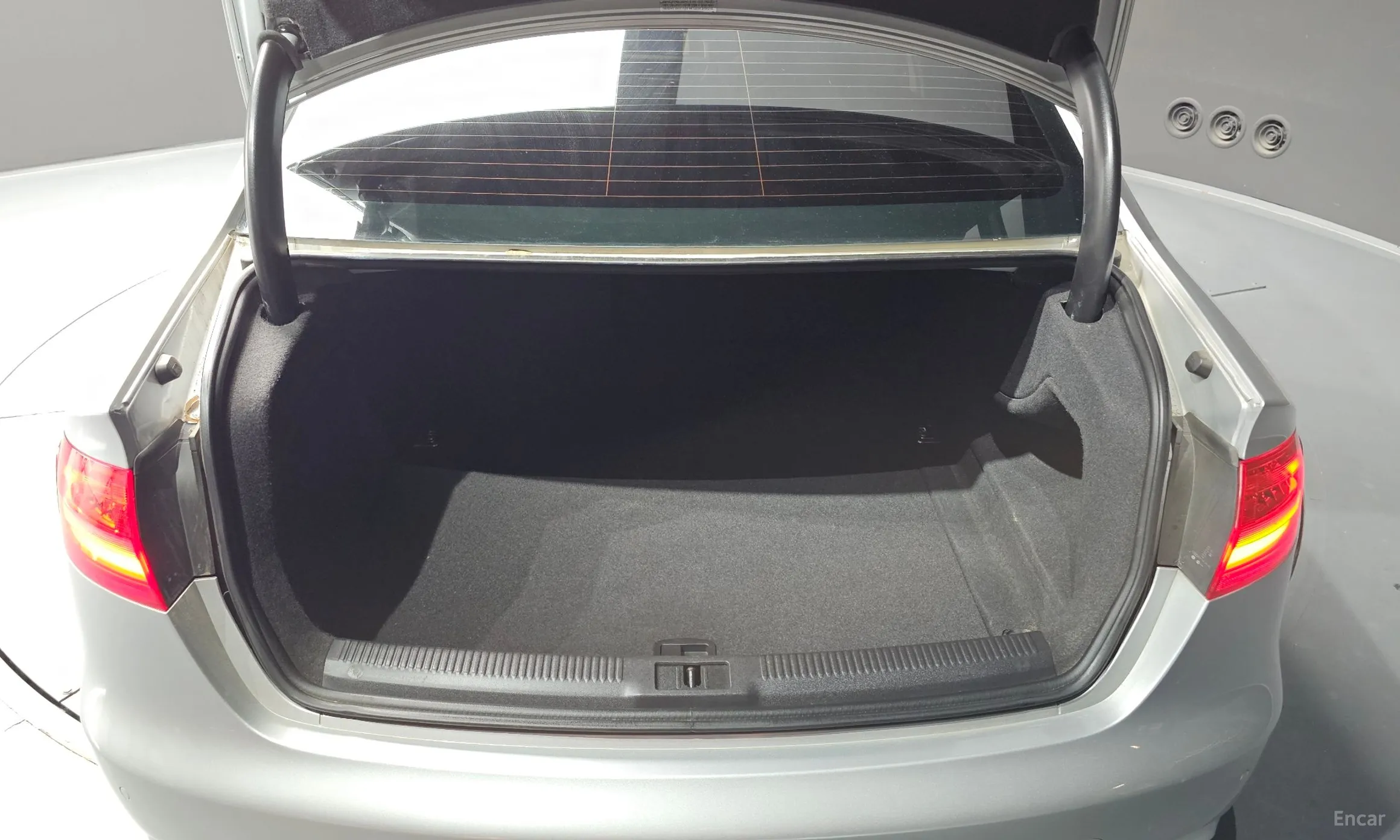 Audi New A4 превью 20