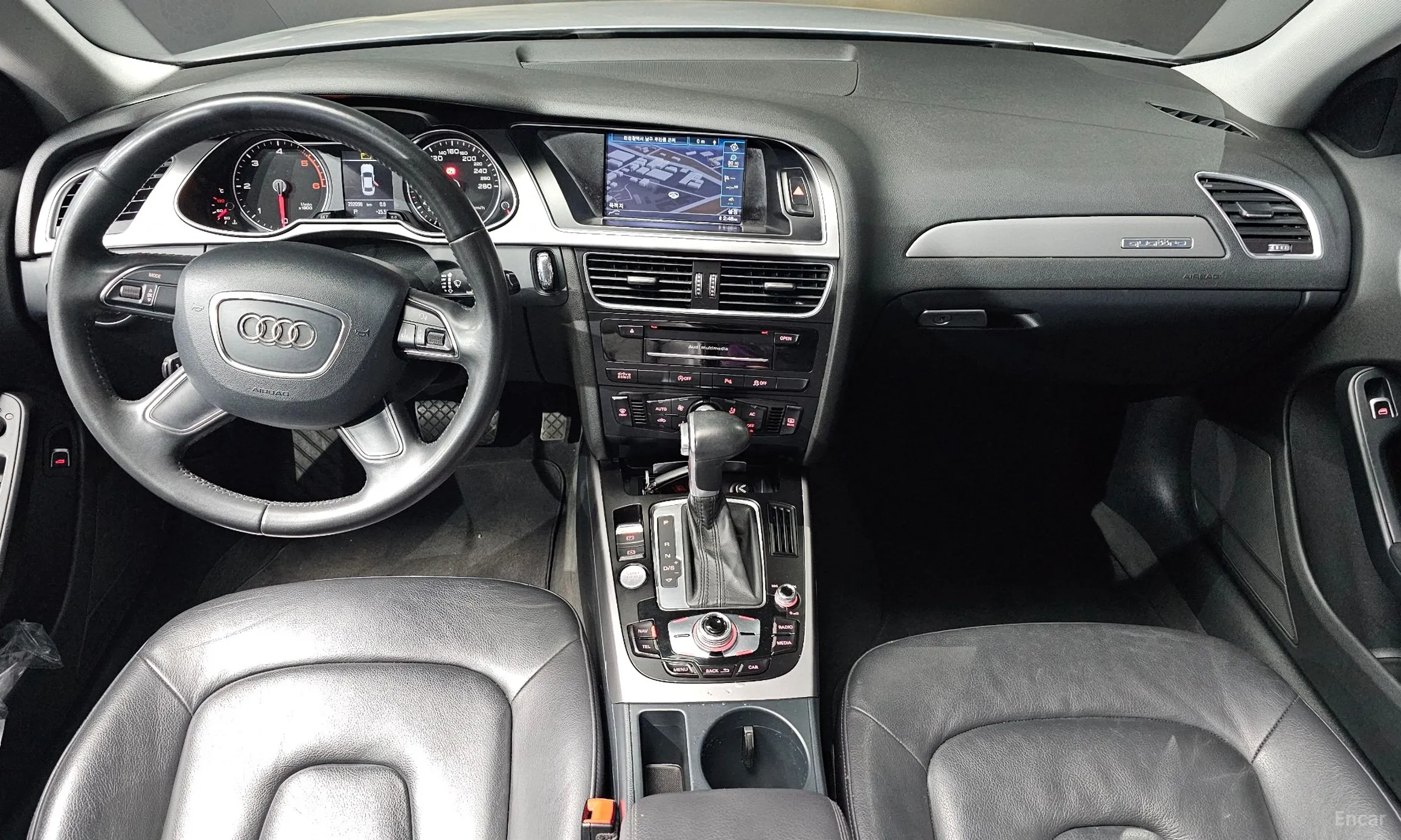 Audi New A4 превью 7