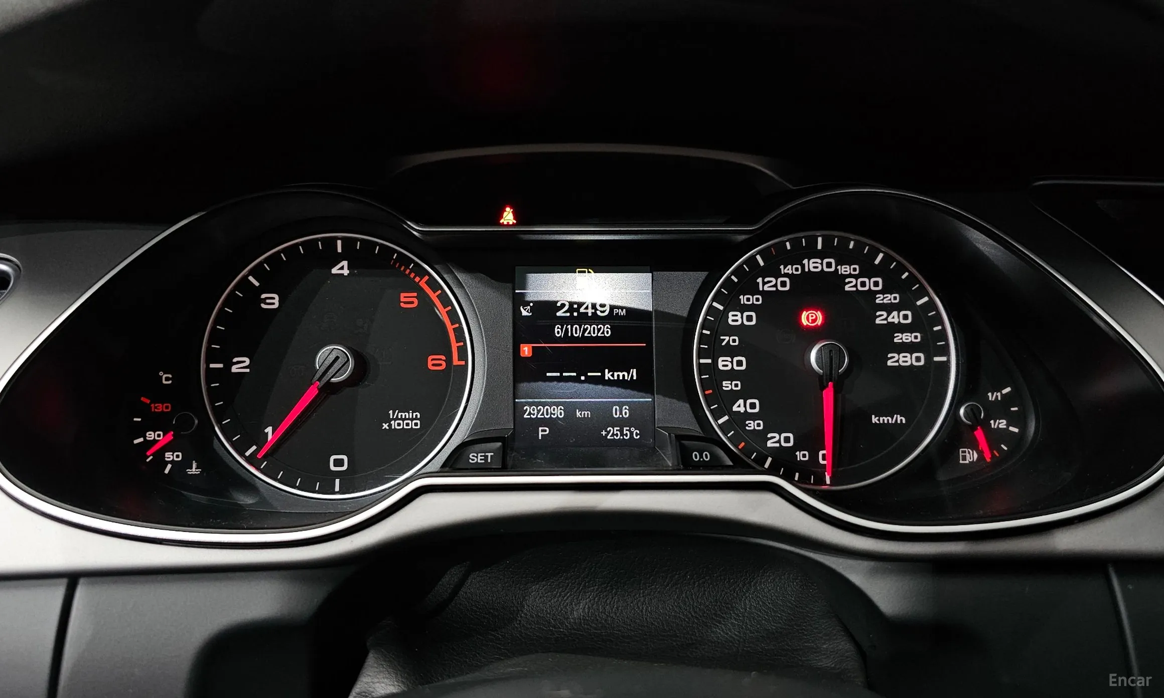 Audi New A4 превью 8