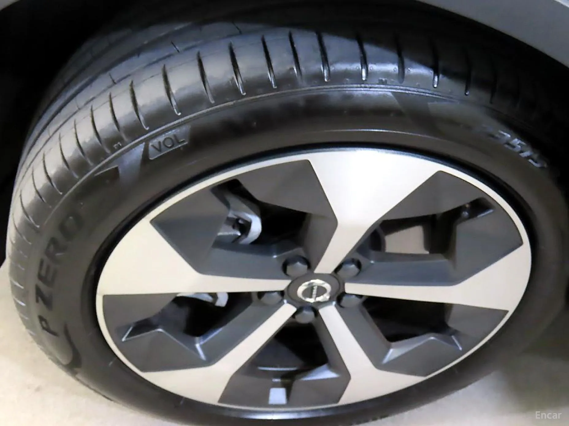 Volvo XC40 превью 20