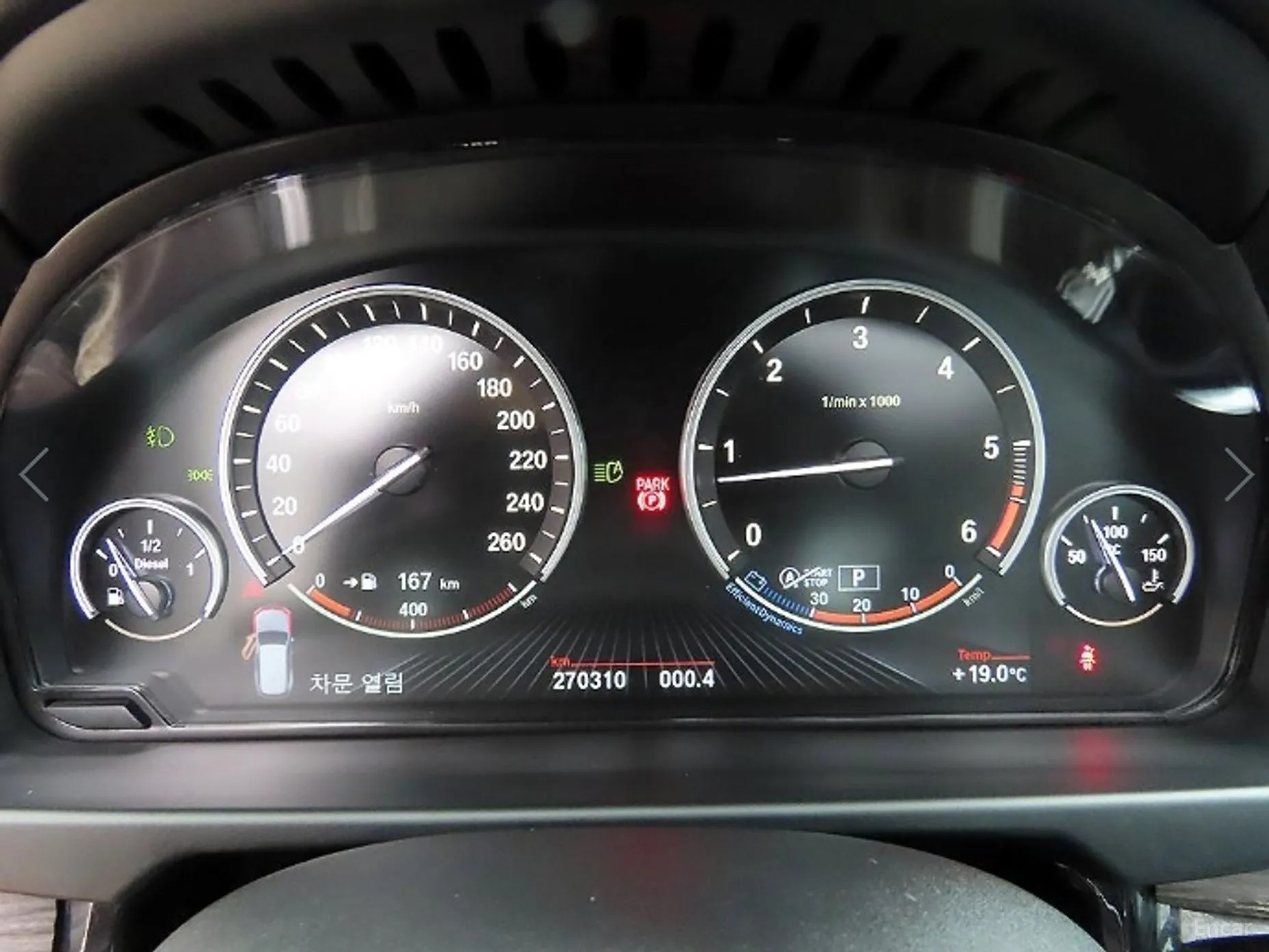 BMW X5 (F15) превью 9
