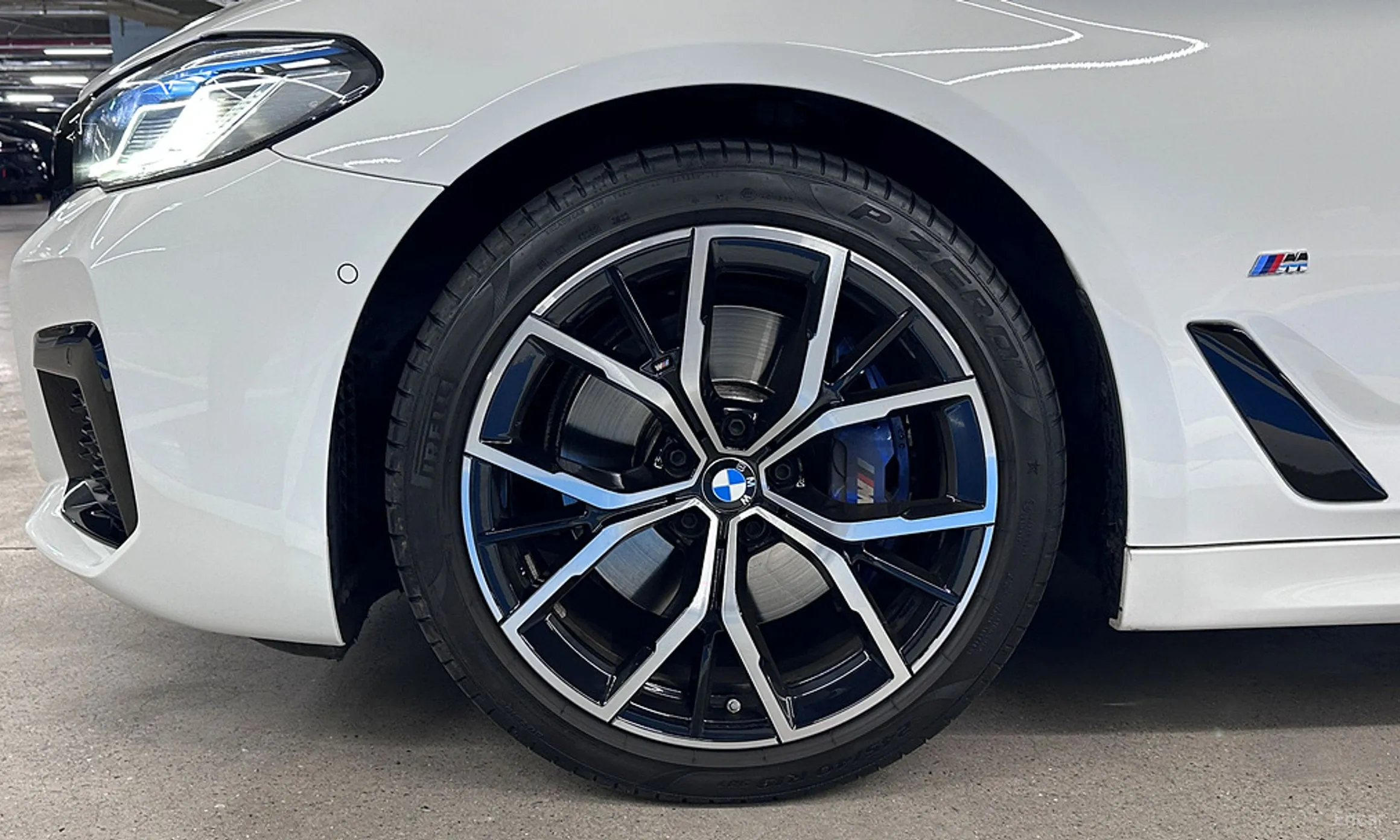BMW 5 Series (G30) превью 5