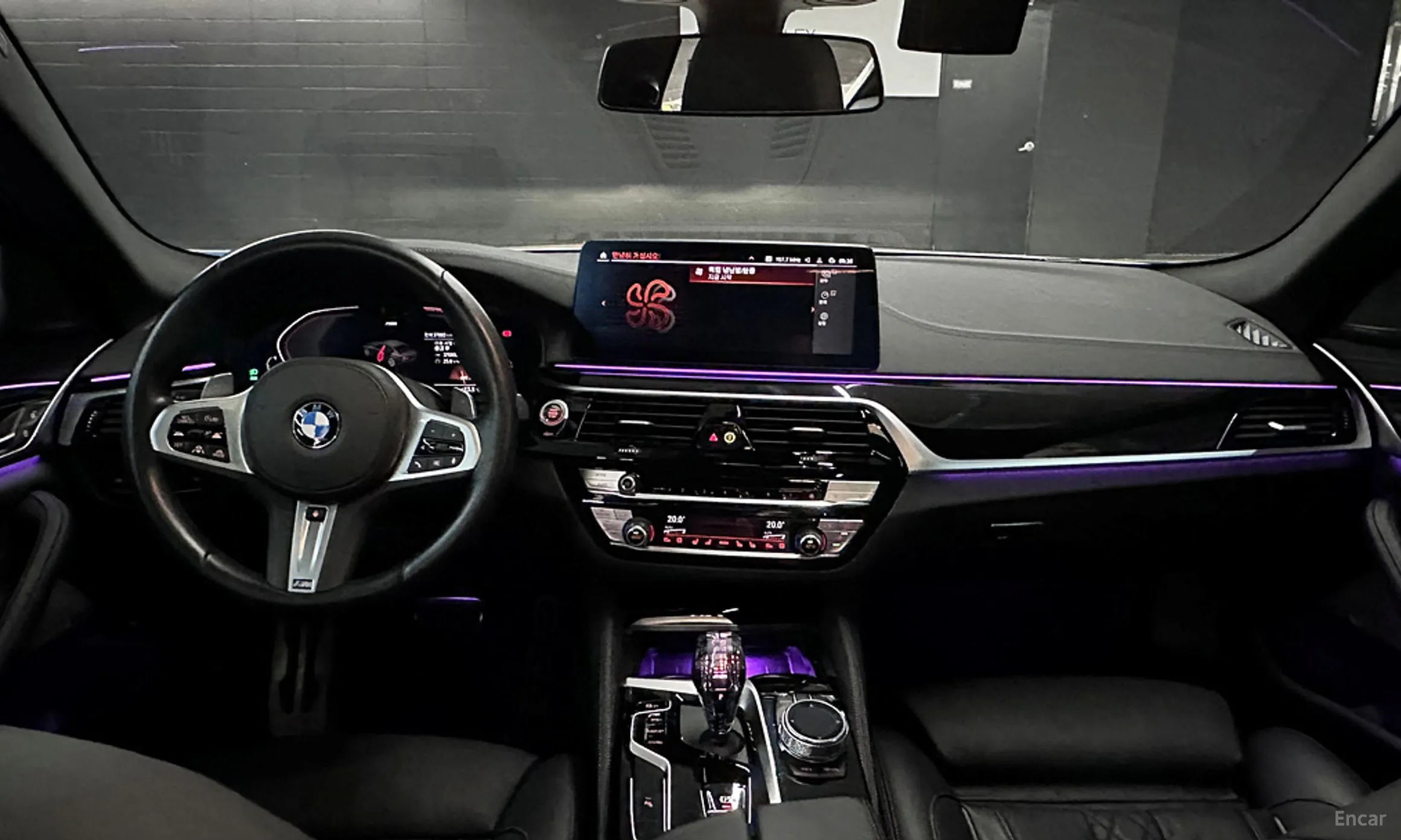 BMW 5 Series (G30) превью 7