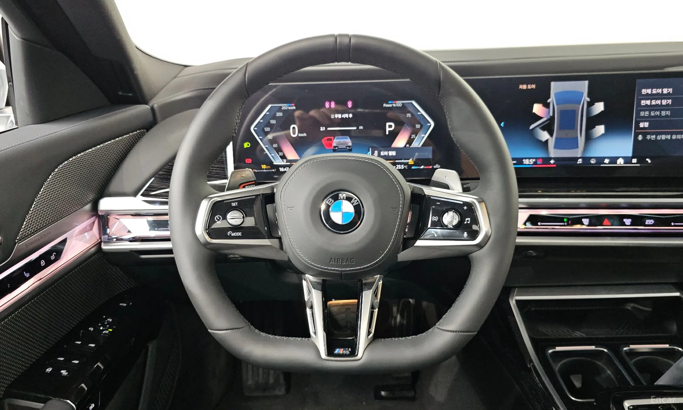 BMW 7 Series (G70) превью 13