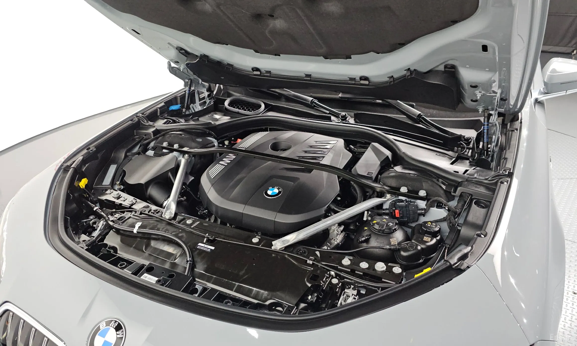BMW 7 Series (G70) превью 6