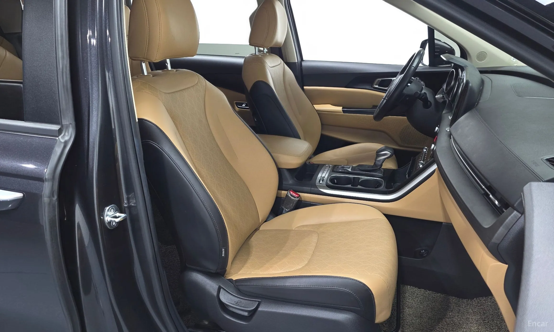 Kia Carnival Gen 4 превью 12