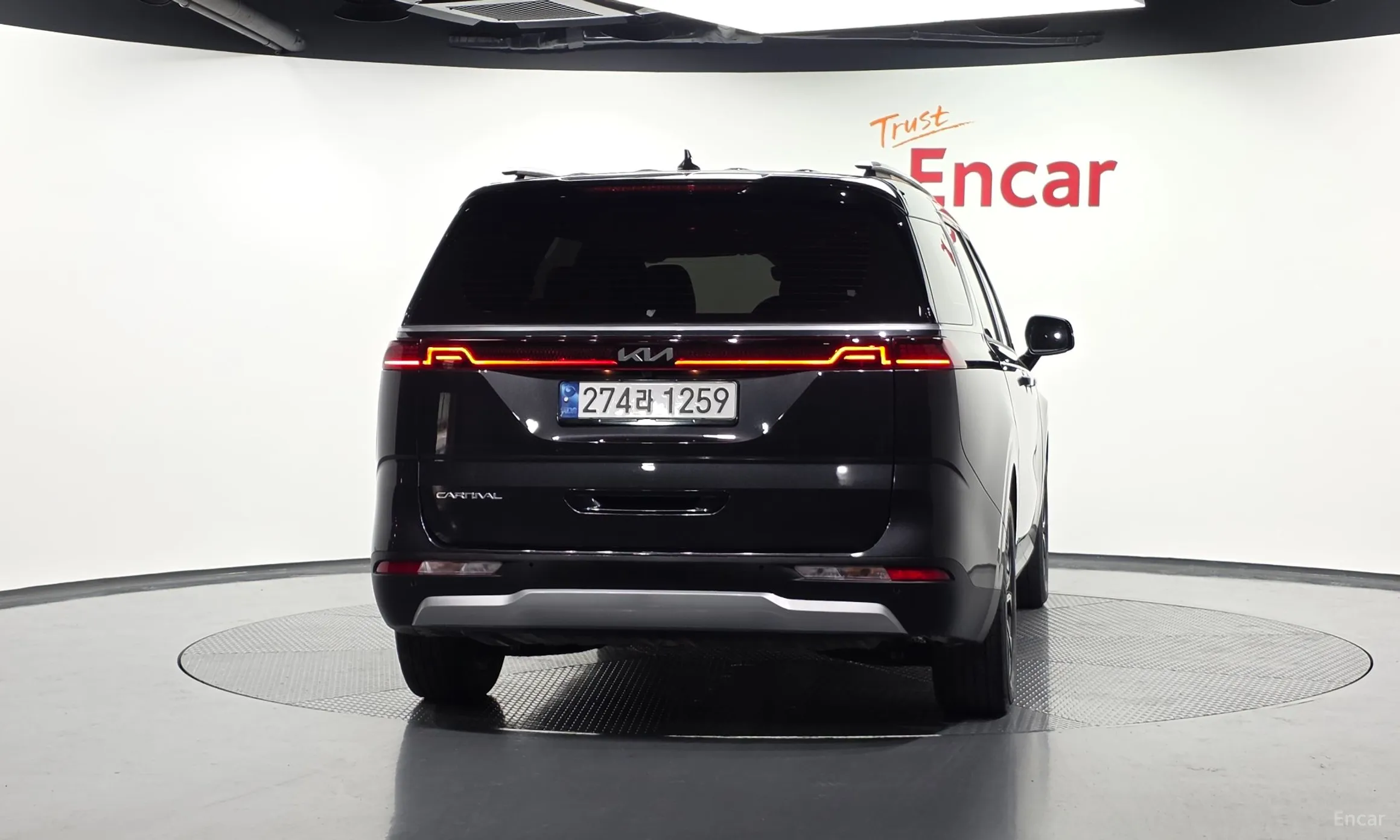 Kia Carnival Gen 4 превью 4