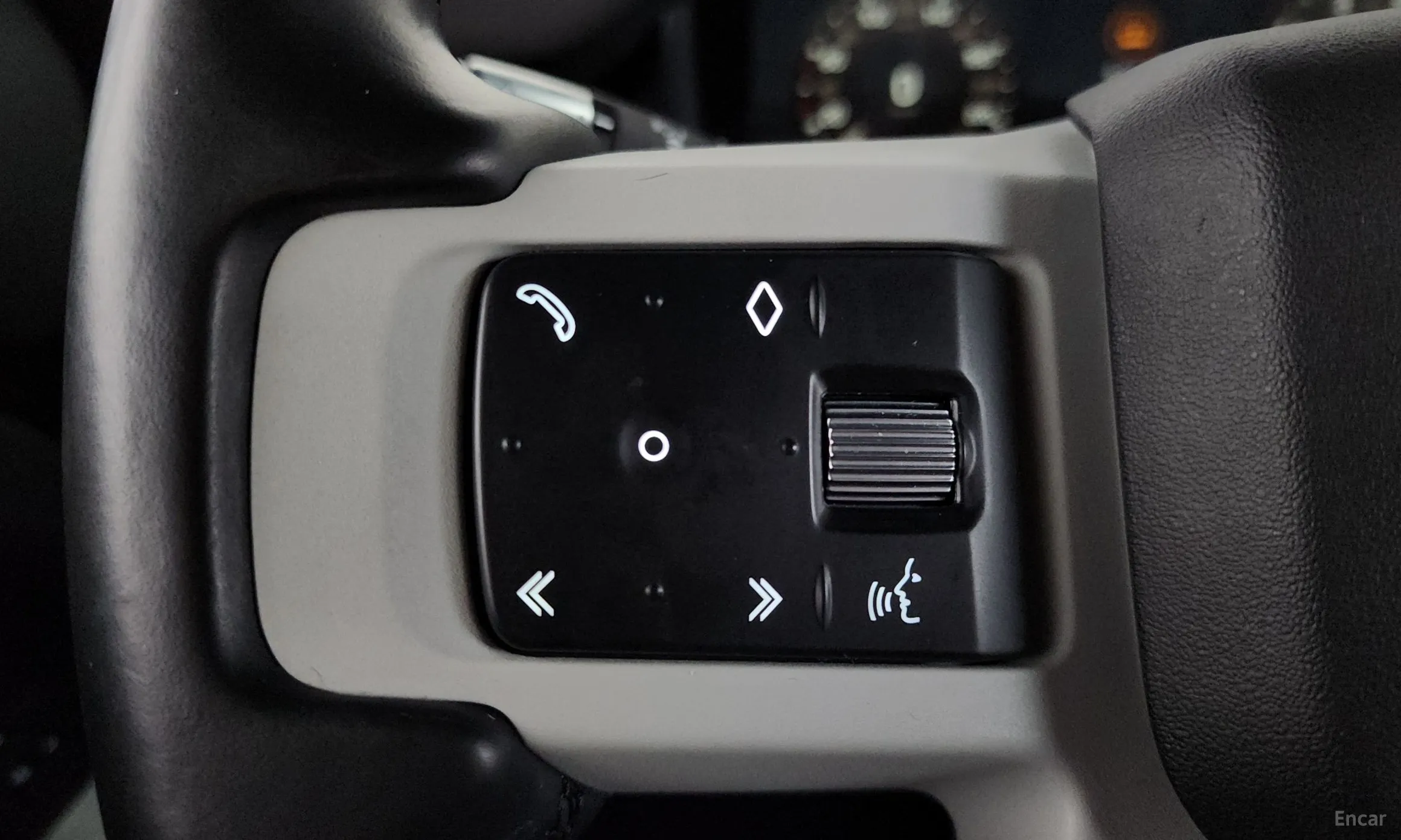 Land Rover Defender (L663) превью 19