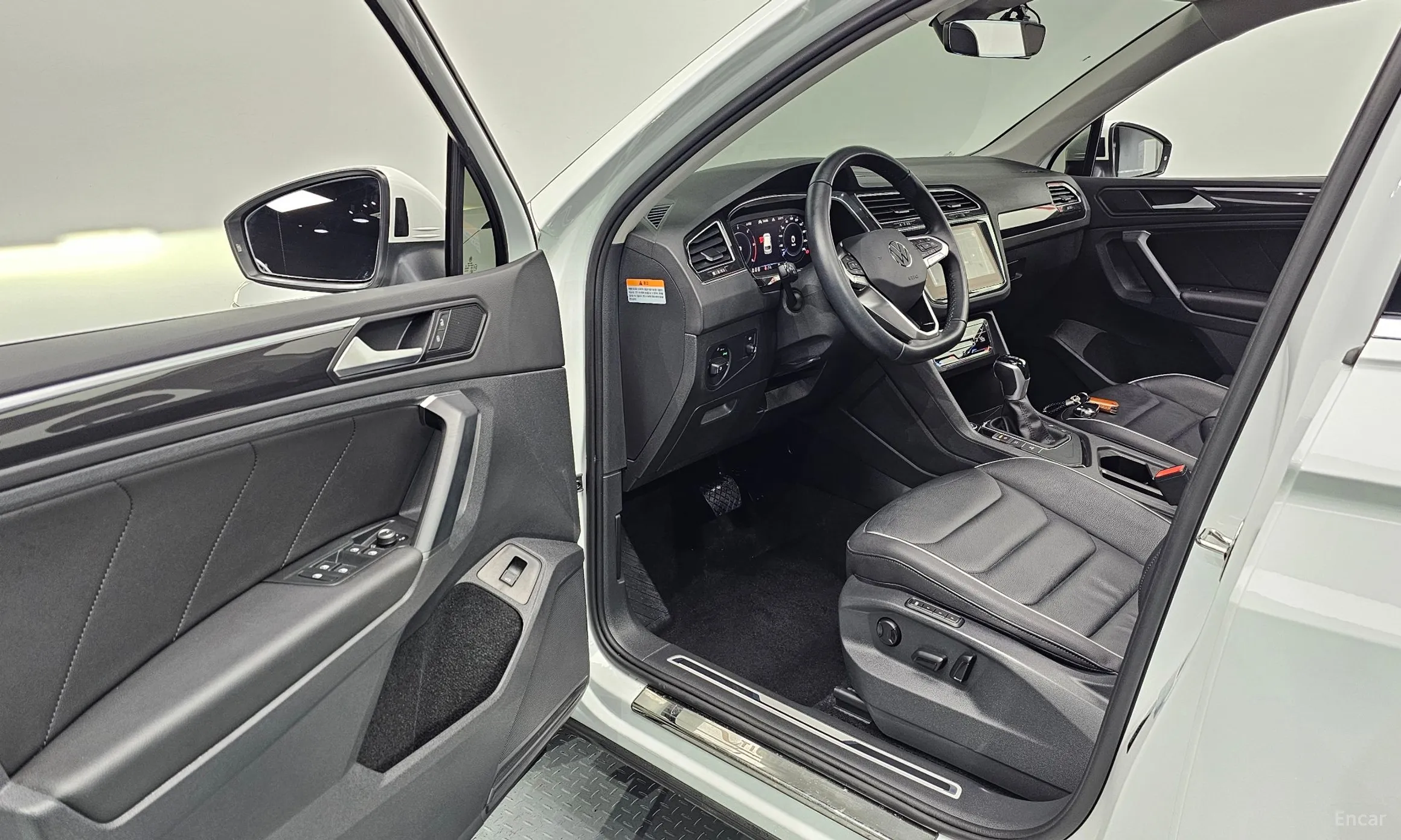 Volkswagen Tiguan 2nd Generation превью 10