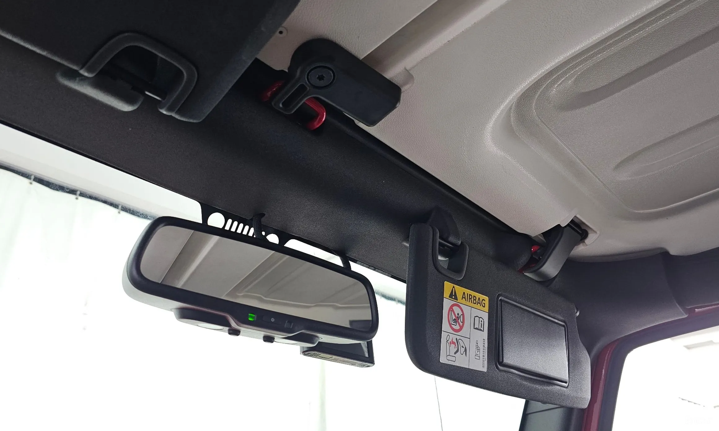 Jeep Wrangler (JK) превью 17