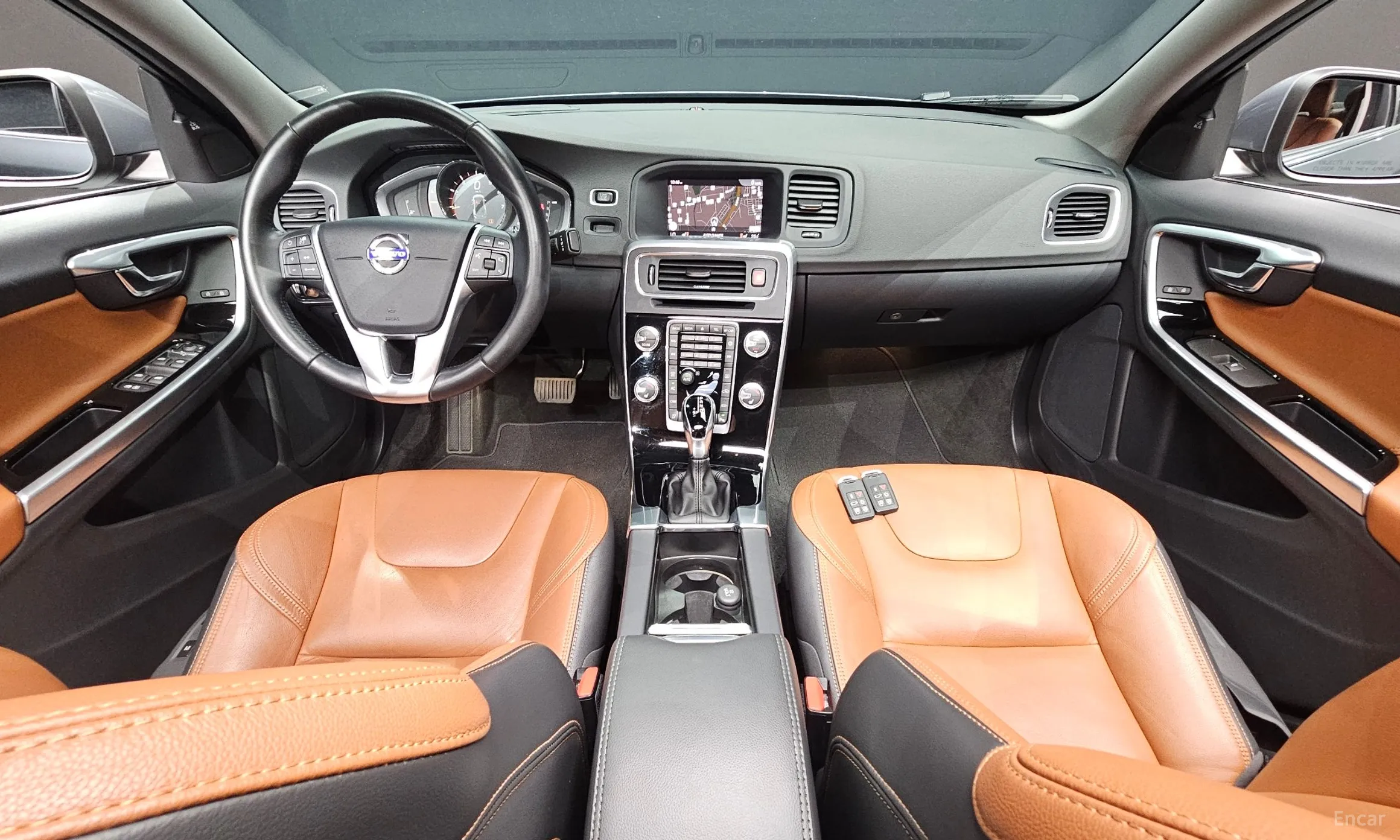 Volvo S60 превью 7