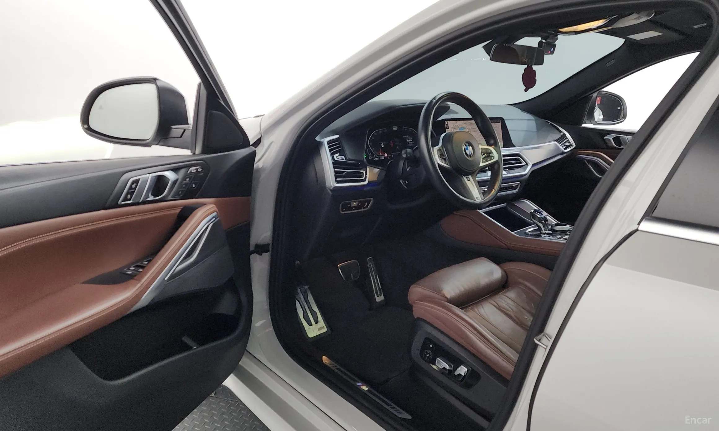 BMW X6 (G06) превью 10