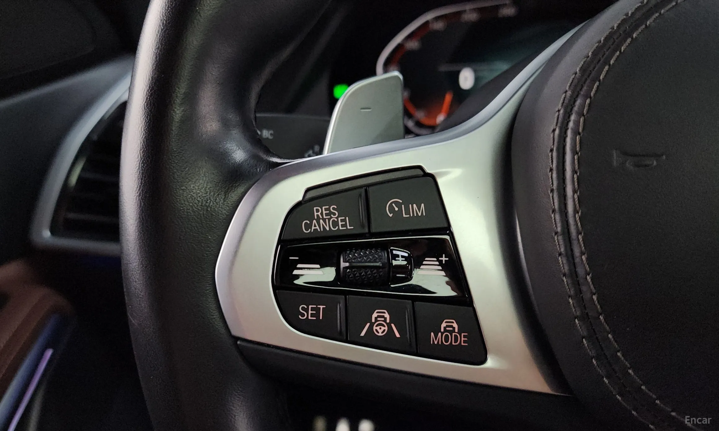 BMW X6 (G06) превью 16