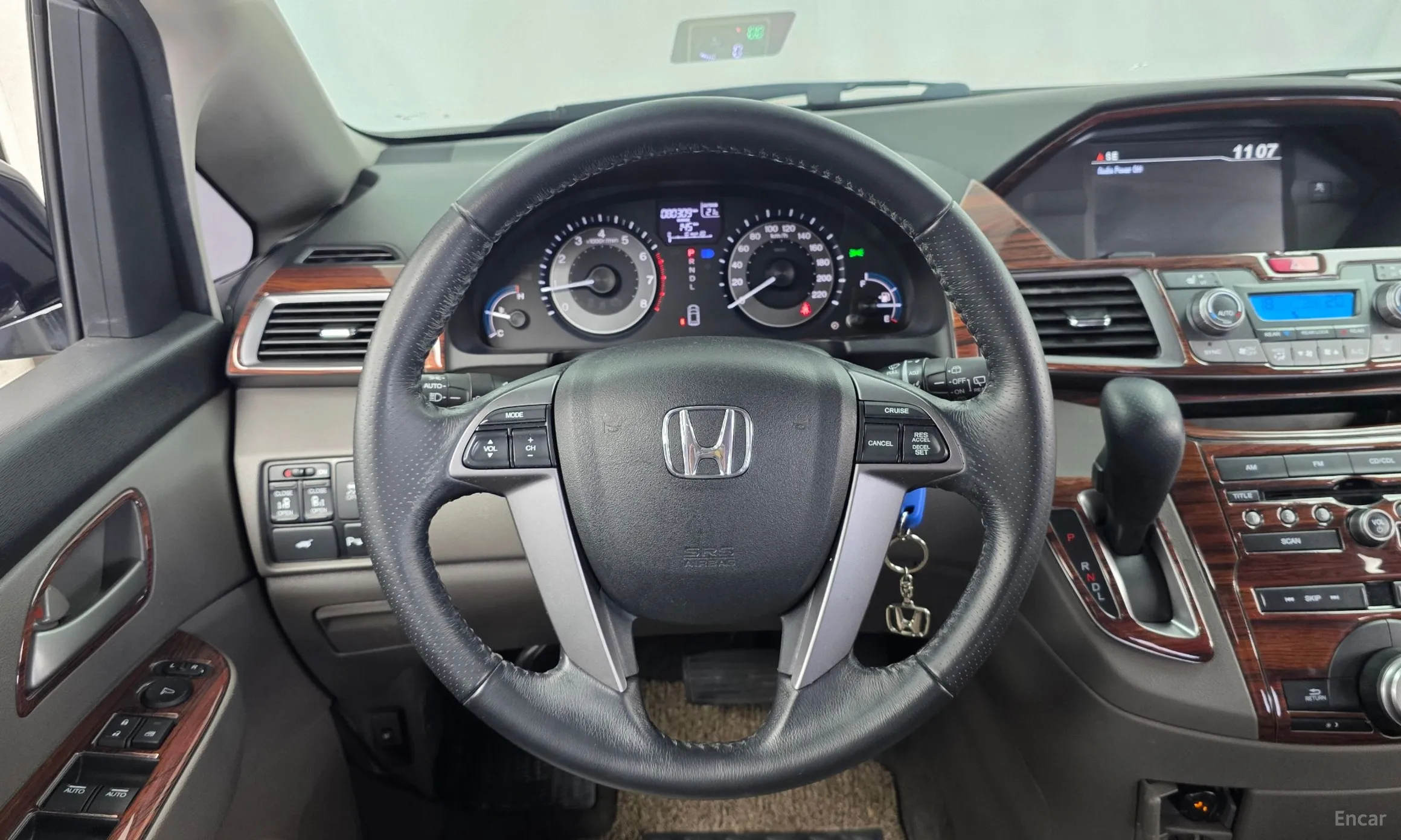 Honda Odyssey превью 13