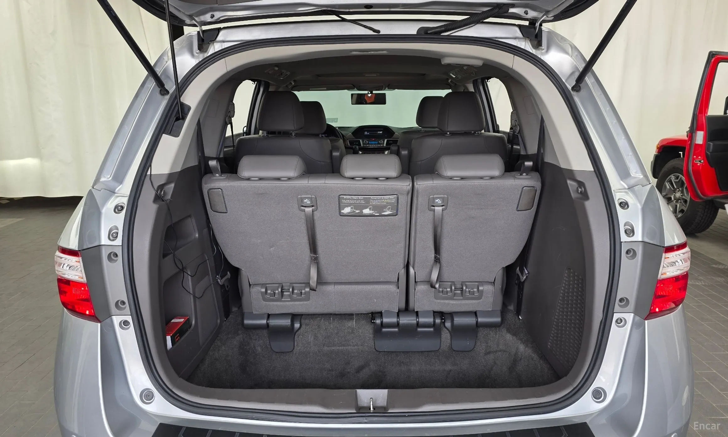 Honda Odyssey превью 20