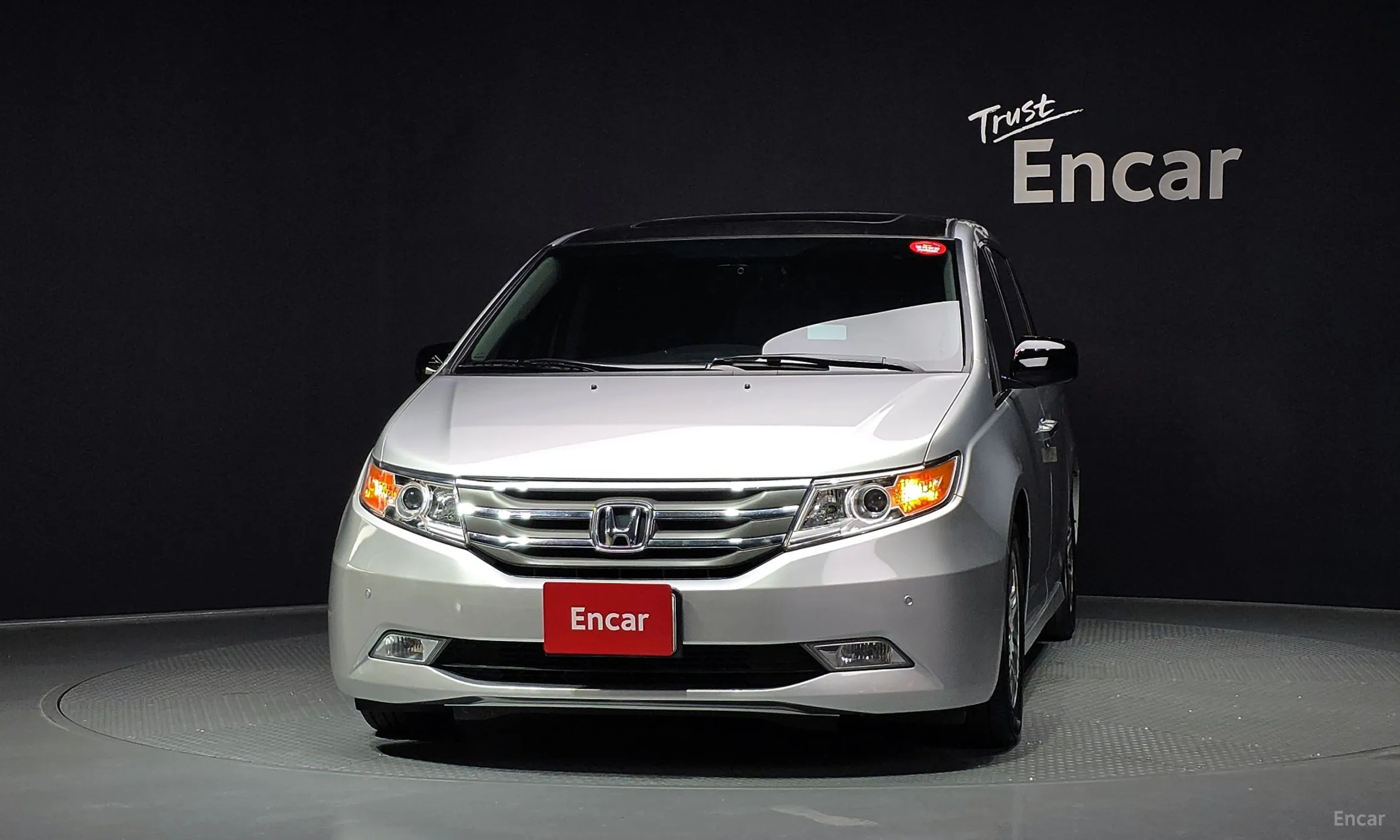 Honda Odyssey превью 3
