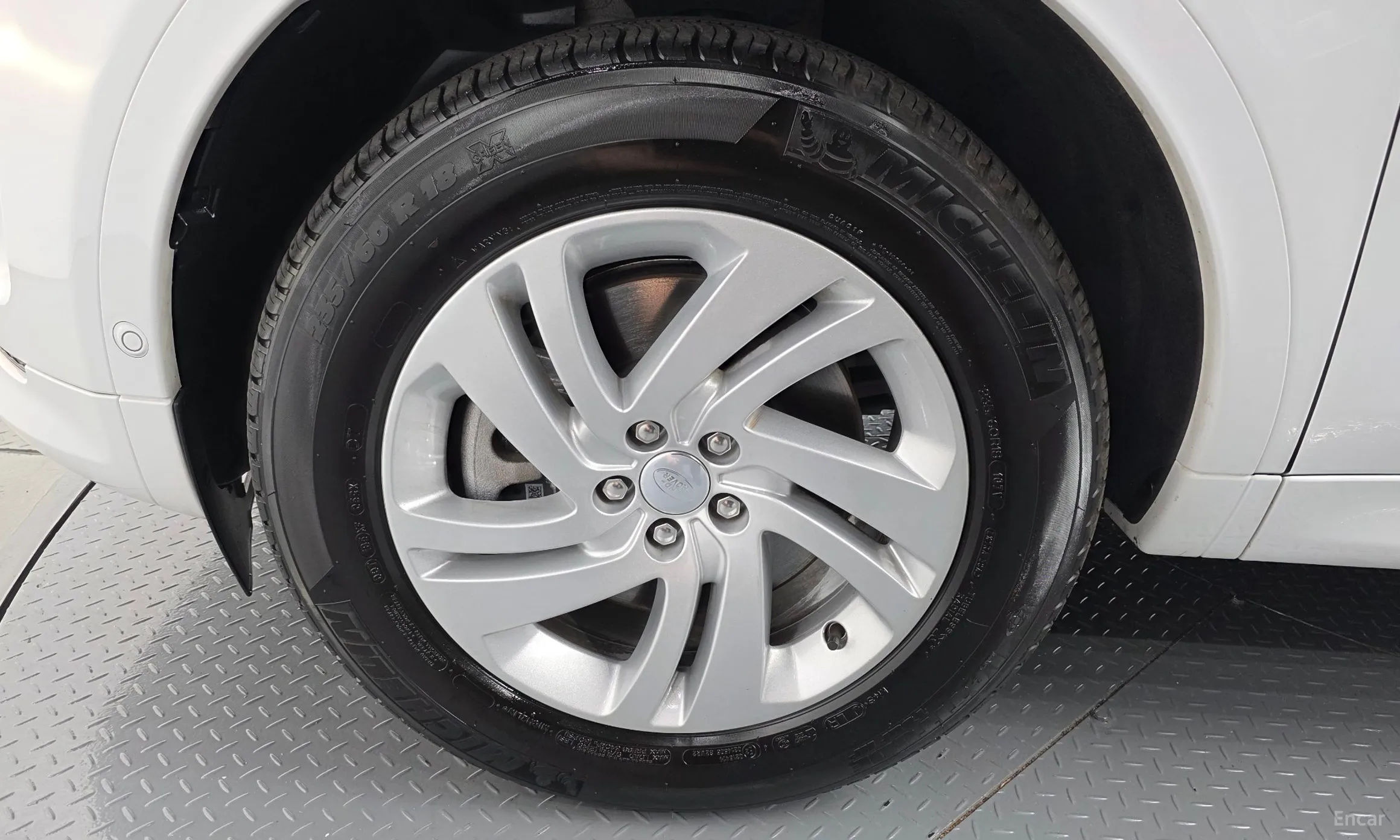 Land Rover Discovery Sports превью 5