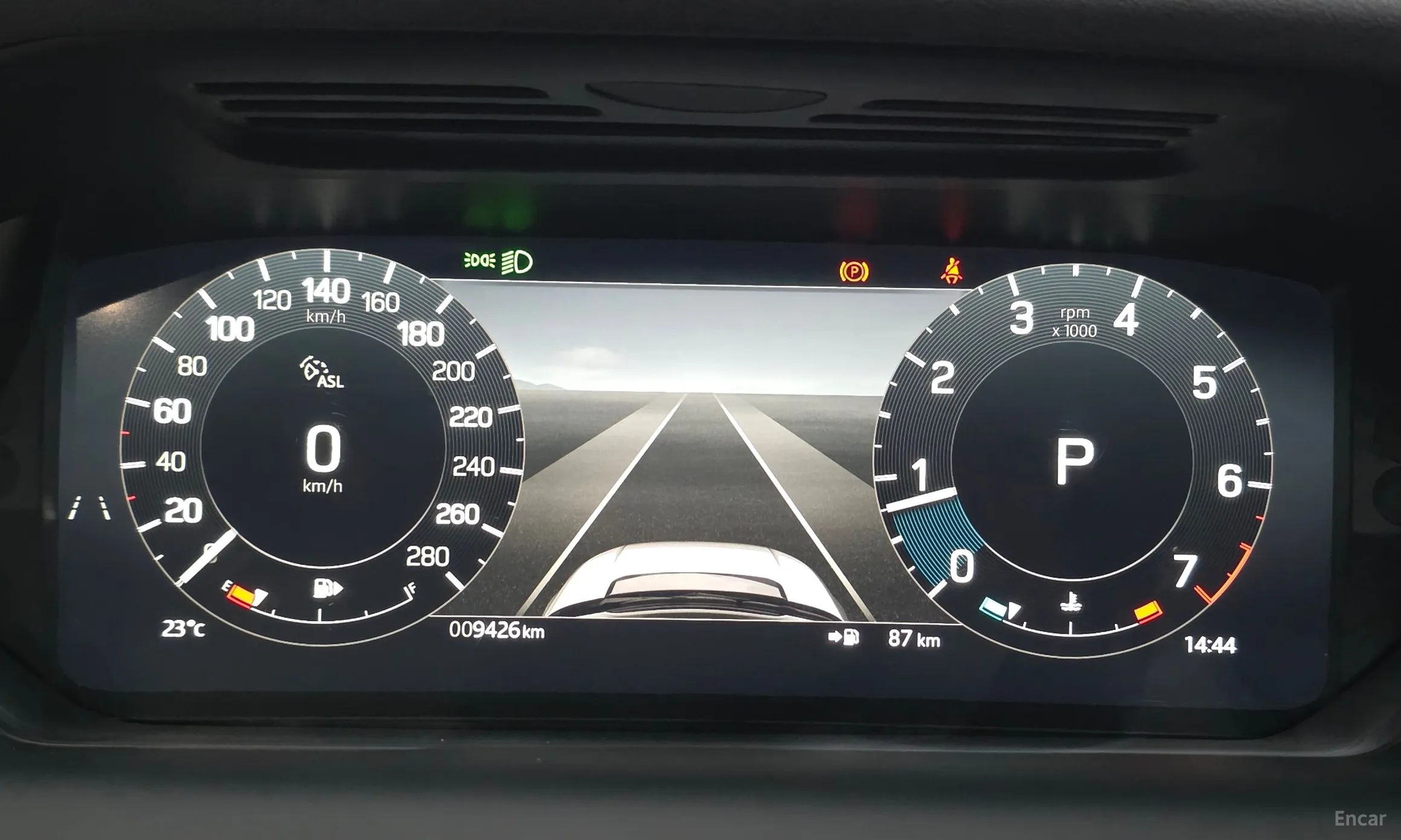 Land Rover Discovery Sports превью 8