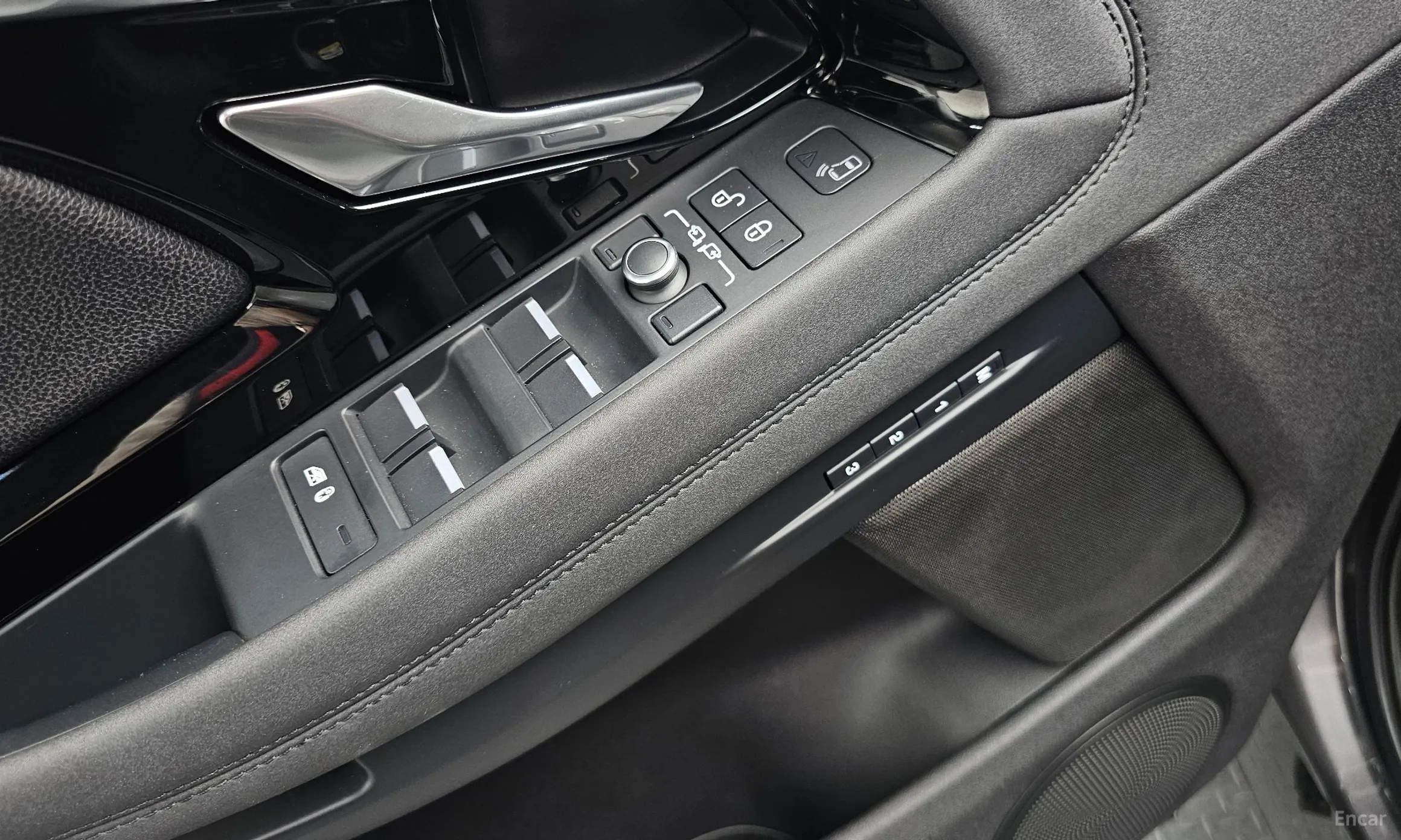 Land Rover Range Rover Evoque 2nd Generation превью 17