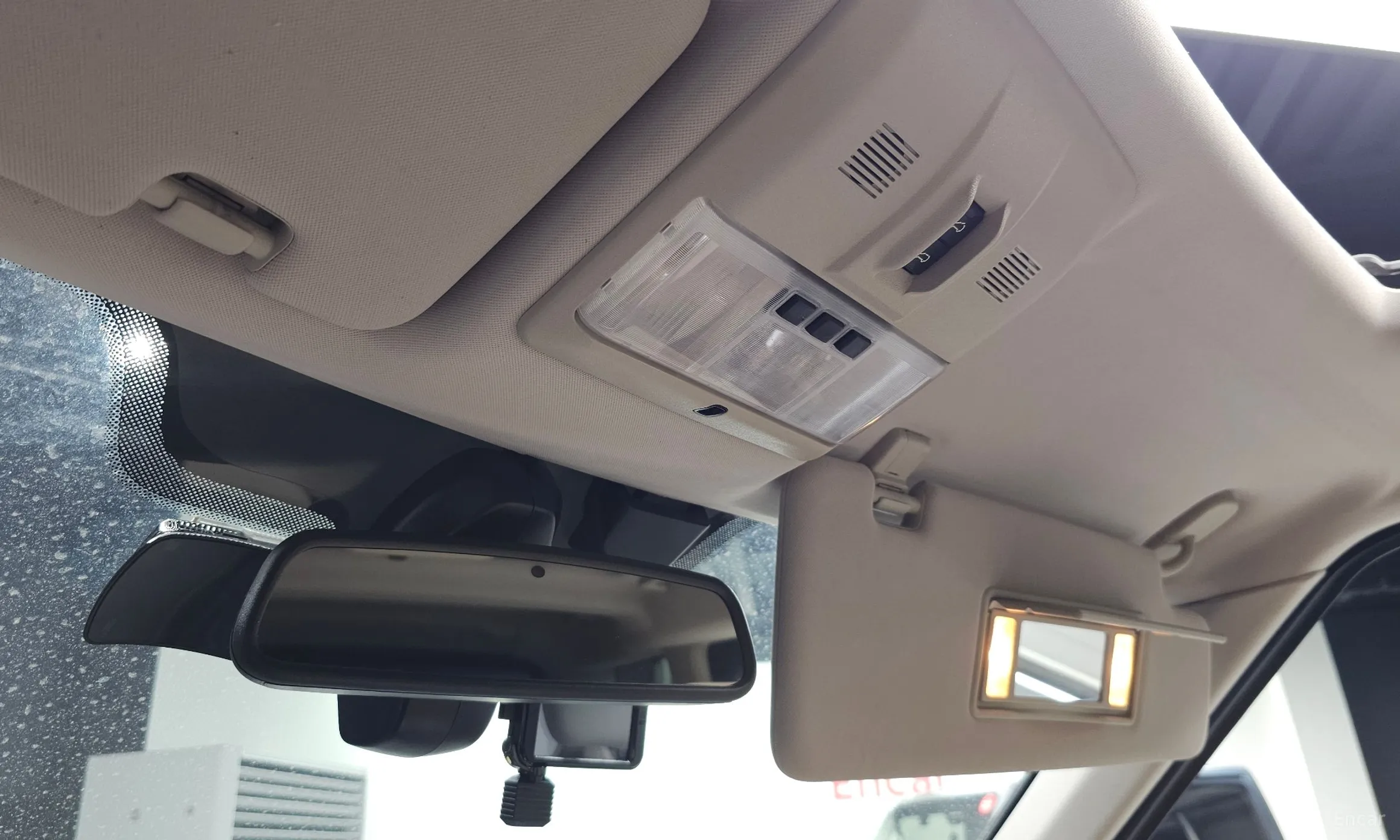 Land Rover Discovery 4 превью 17