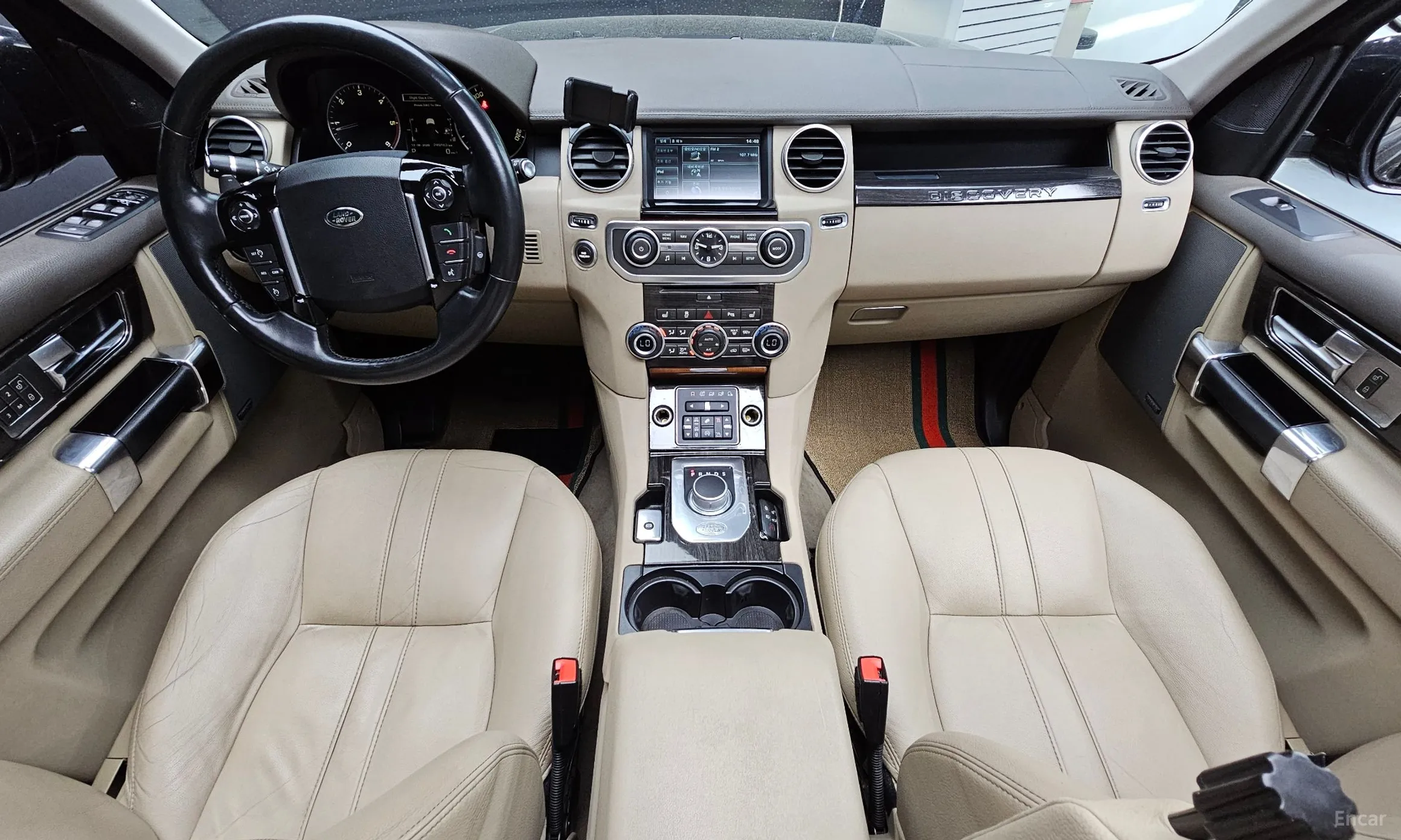 Land Rover Discovery 4 превью 7
