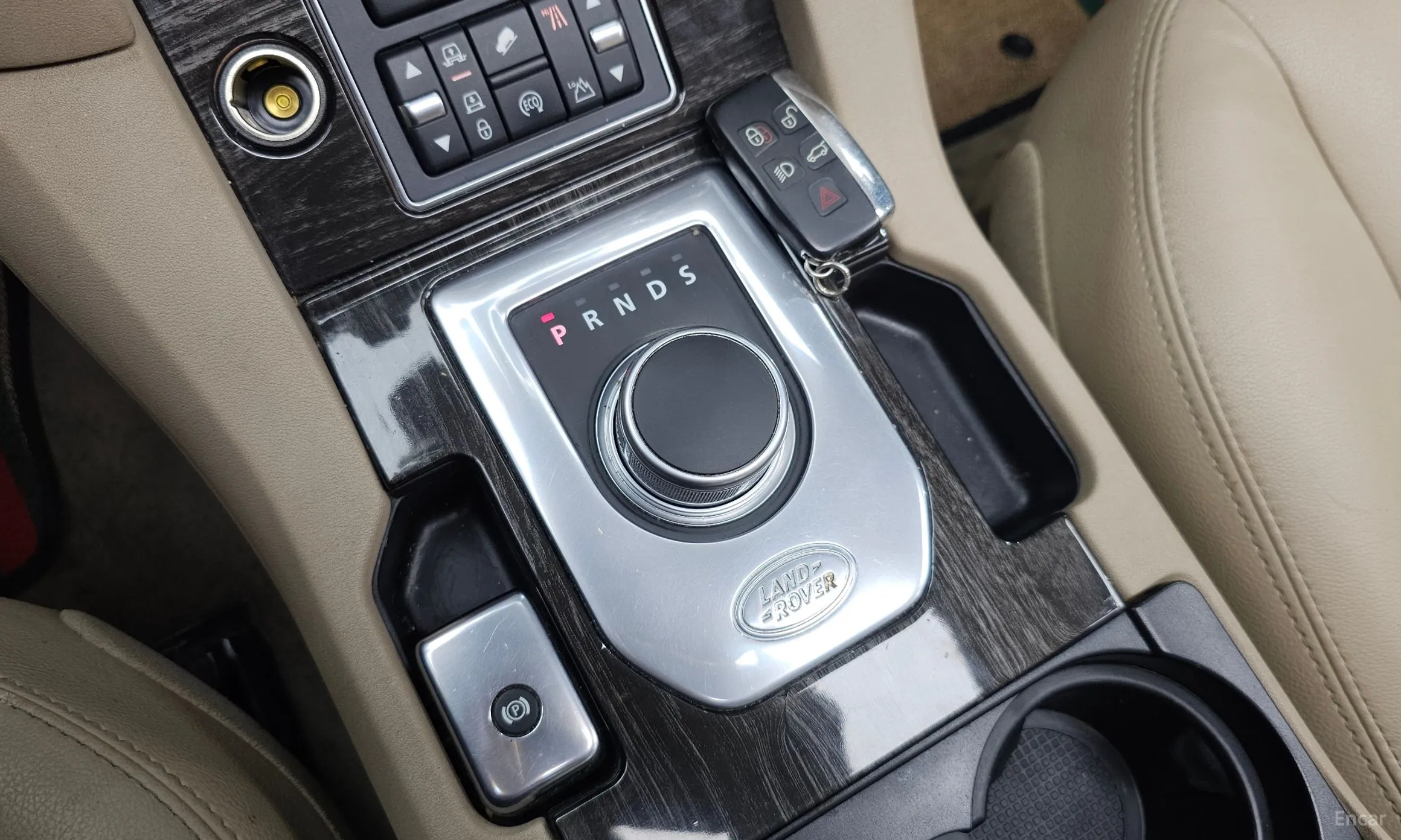 Land Rover Discovery 4 превью 9