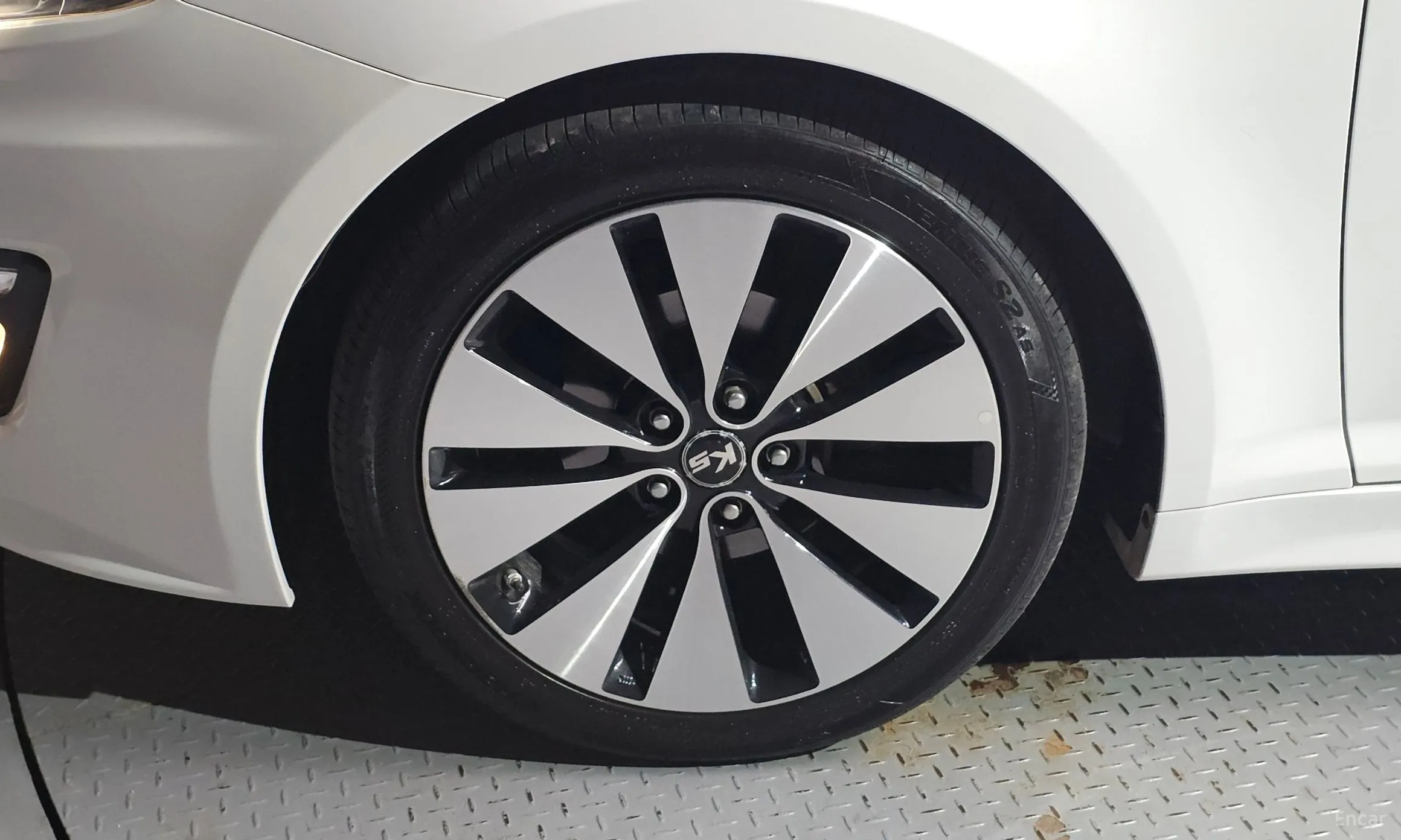 Kia K5 превью 5