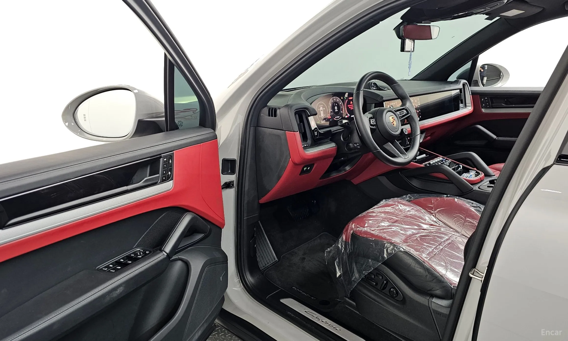 Porsche Cayenne (PO536) превью 10