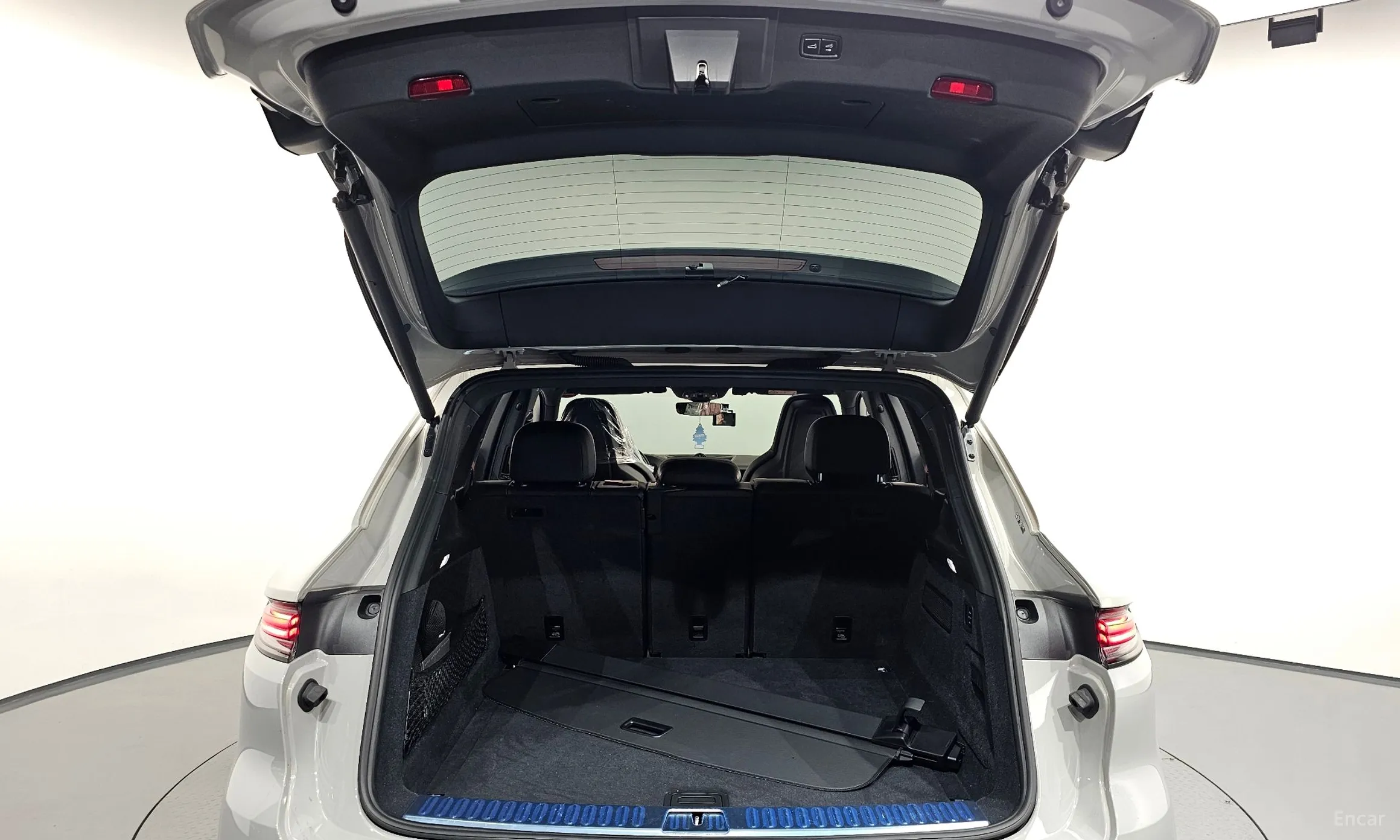 Porsche Cayenne (PO536) превью 18