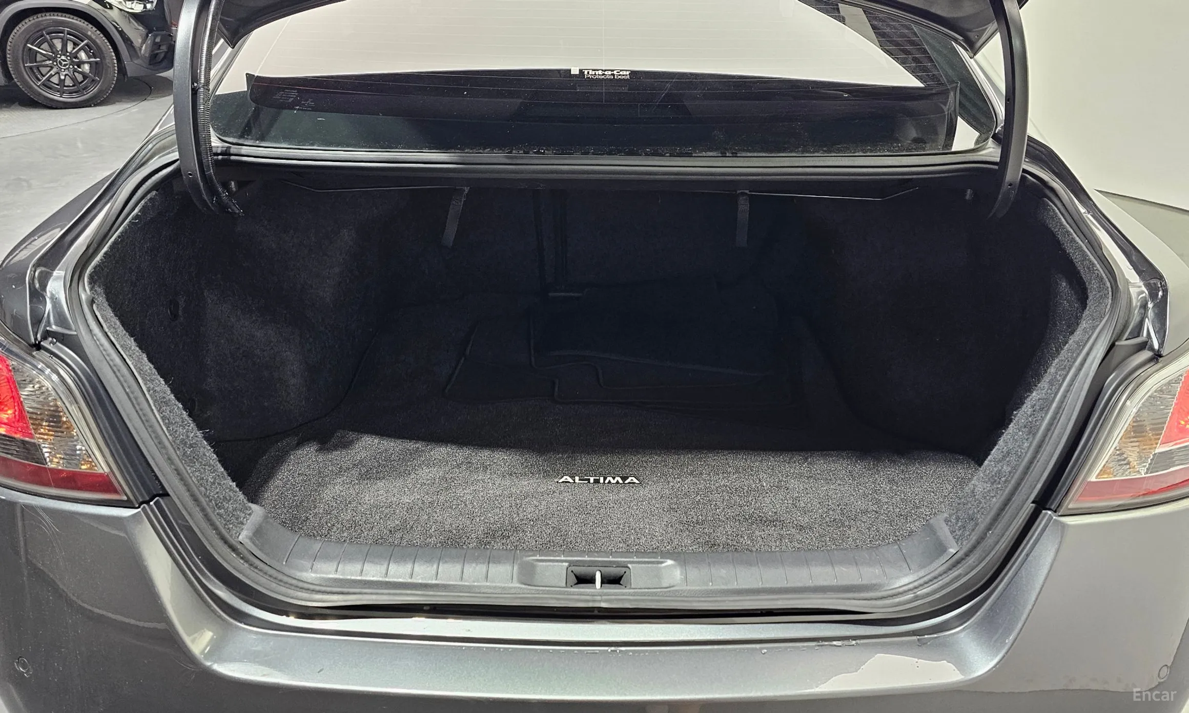 Nissan Altima превью 20