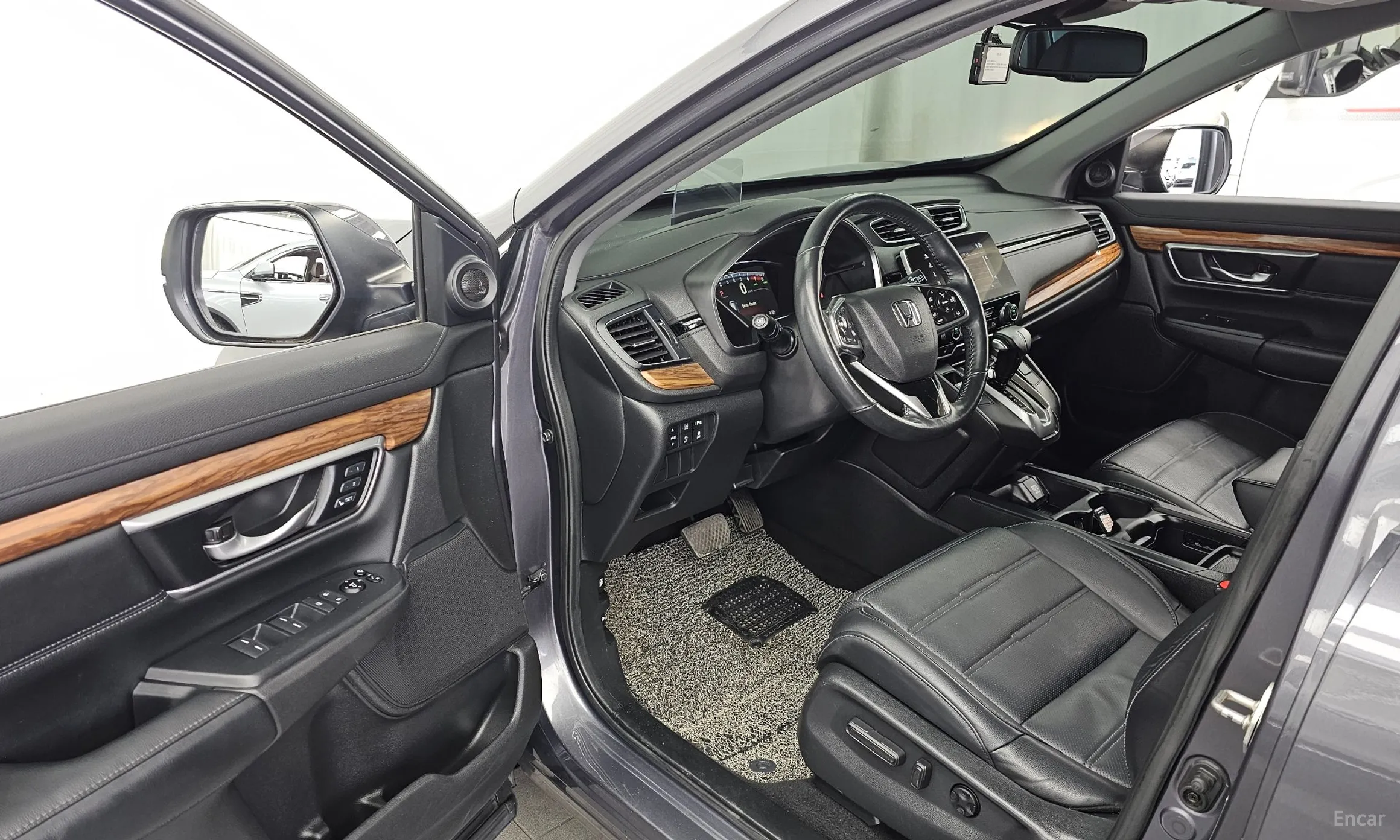 Honda CR-V 5th generation превью 10