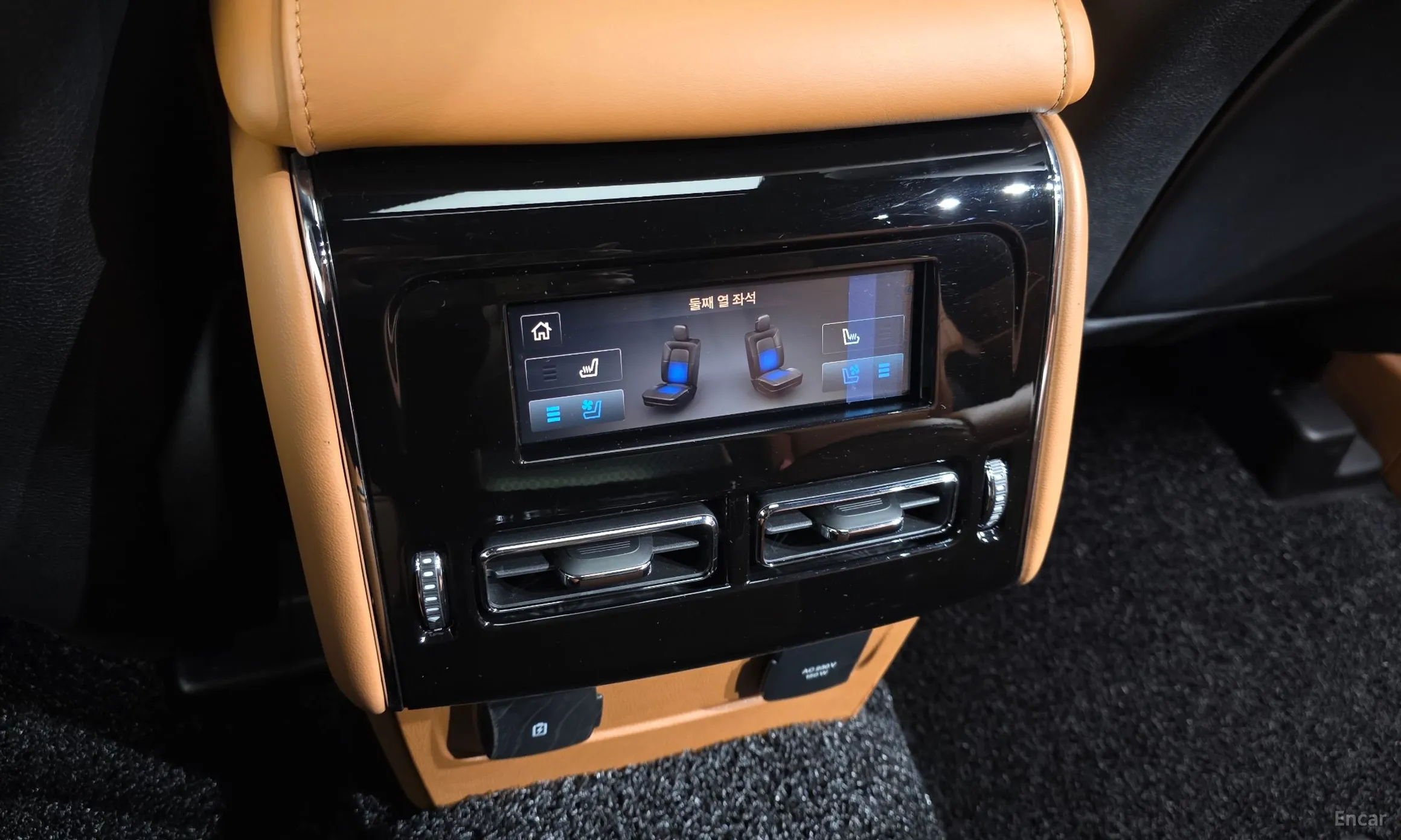 Lincoln Aviator 2nd Generation превью 18