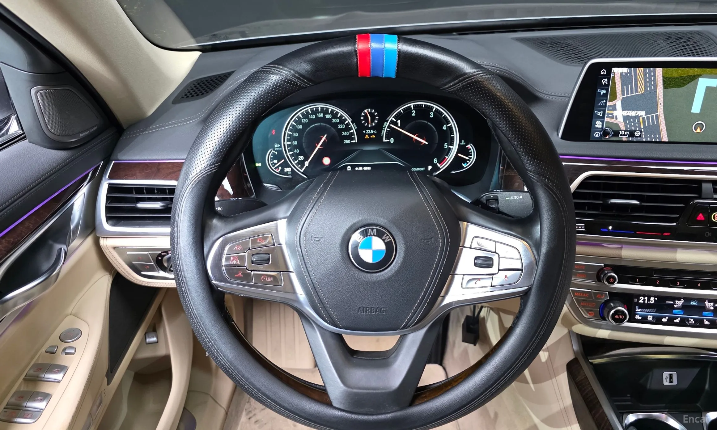 BMW 7 Series (G11) превью 13