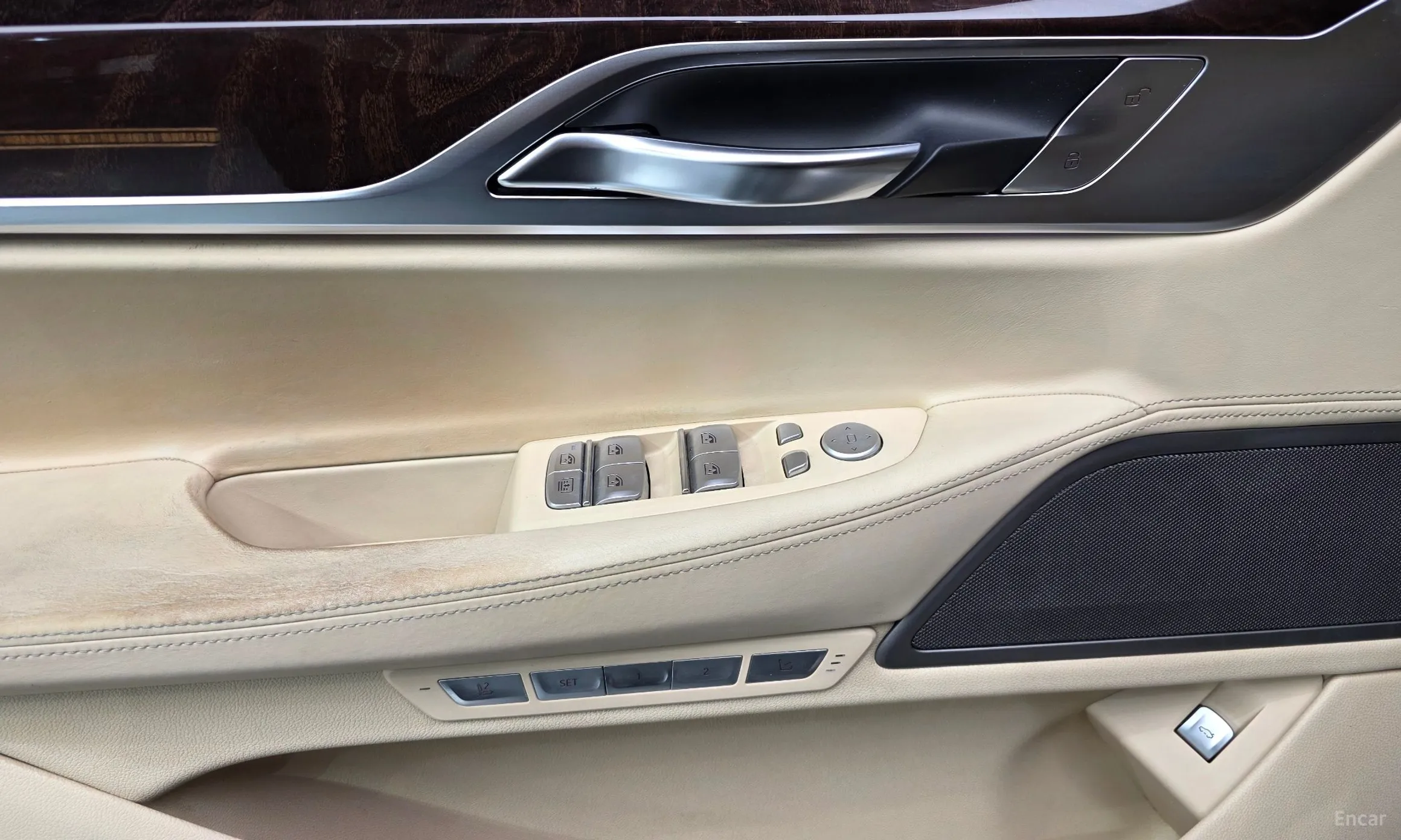 BMW 7 Series (G11) превью 18