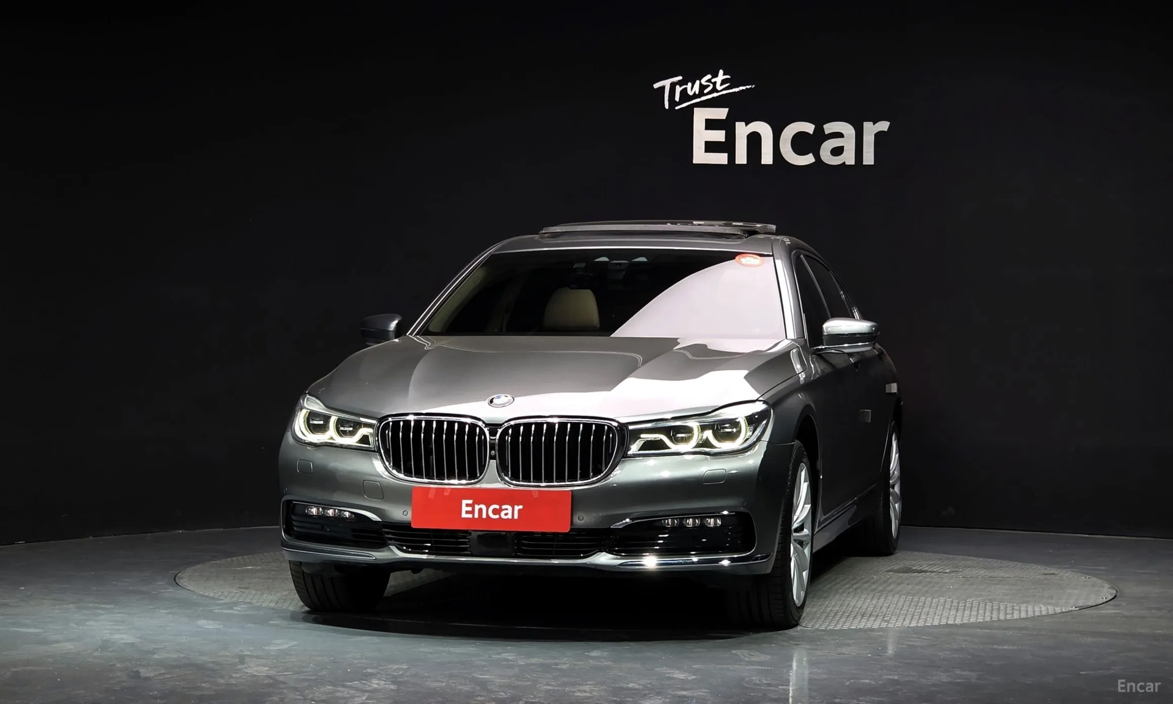 BMW 7 Series (G11) превью 3