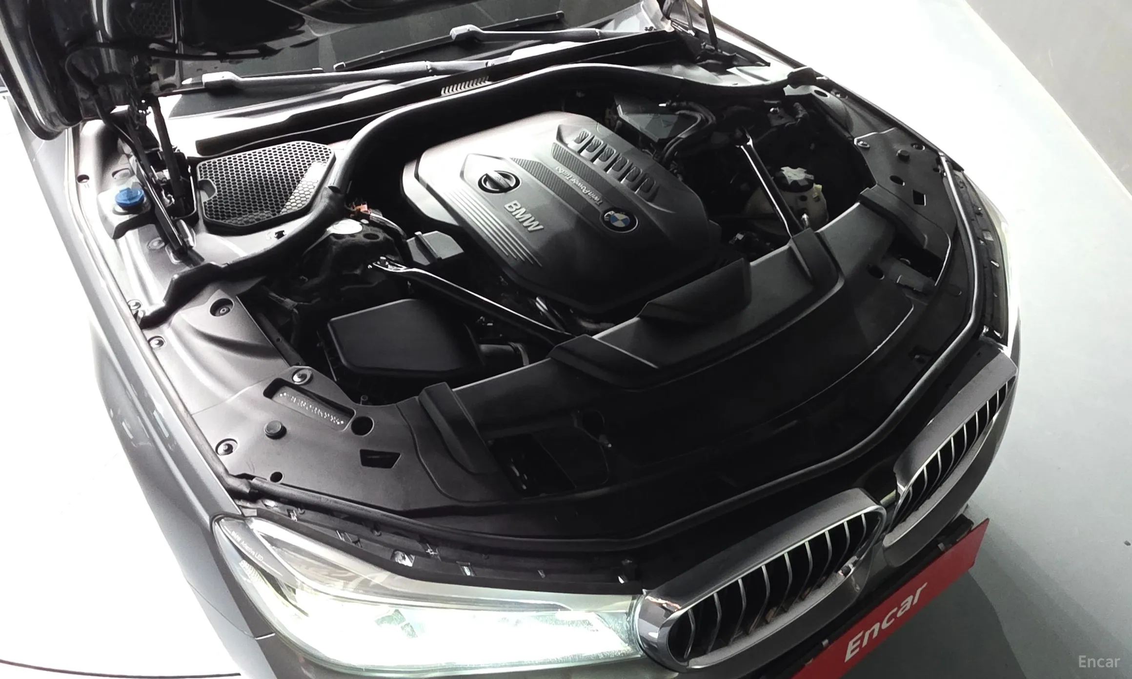 BMW 7 Series (G11) превью 6