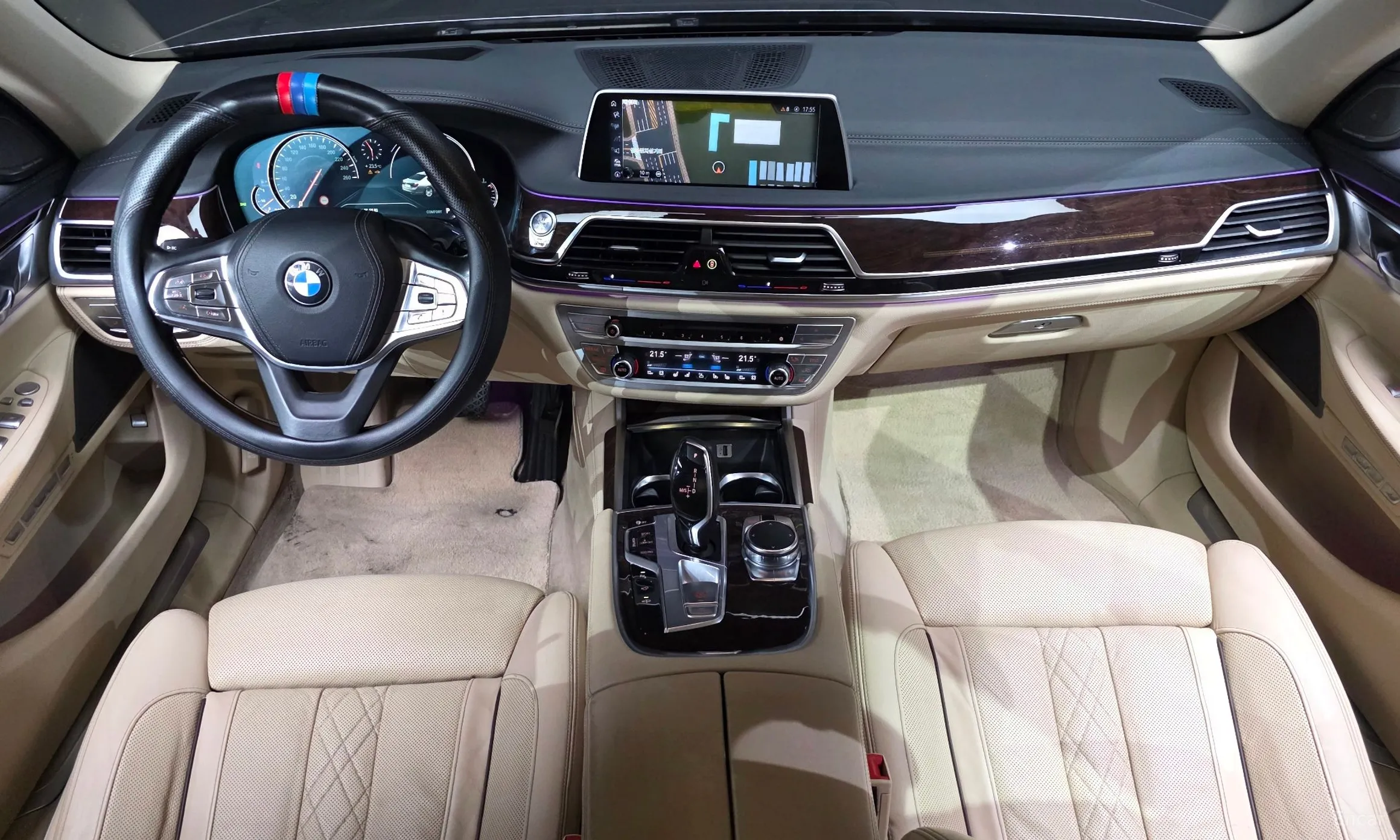 BMW 7 Series (G11) превью 7