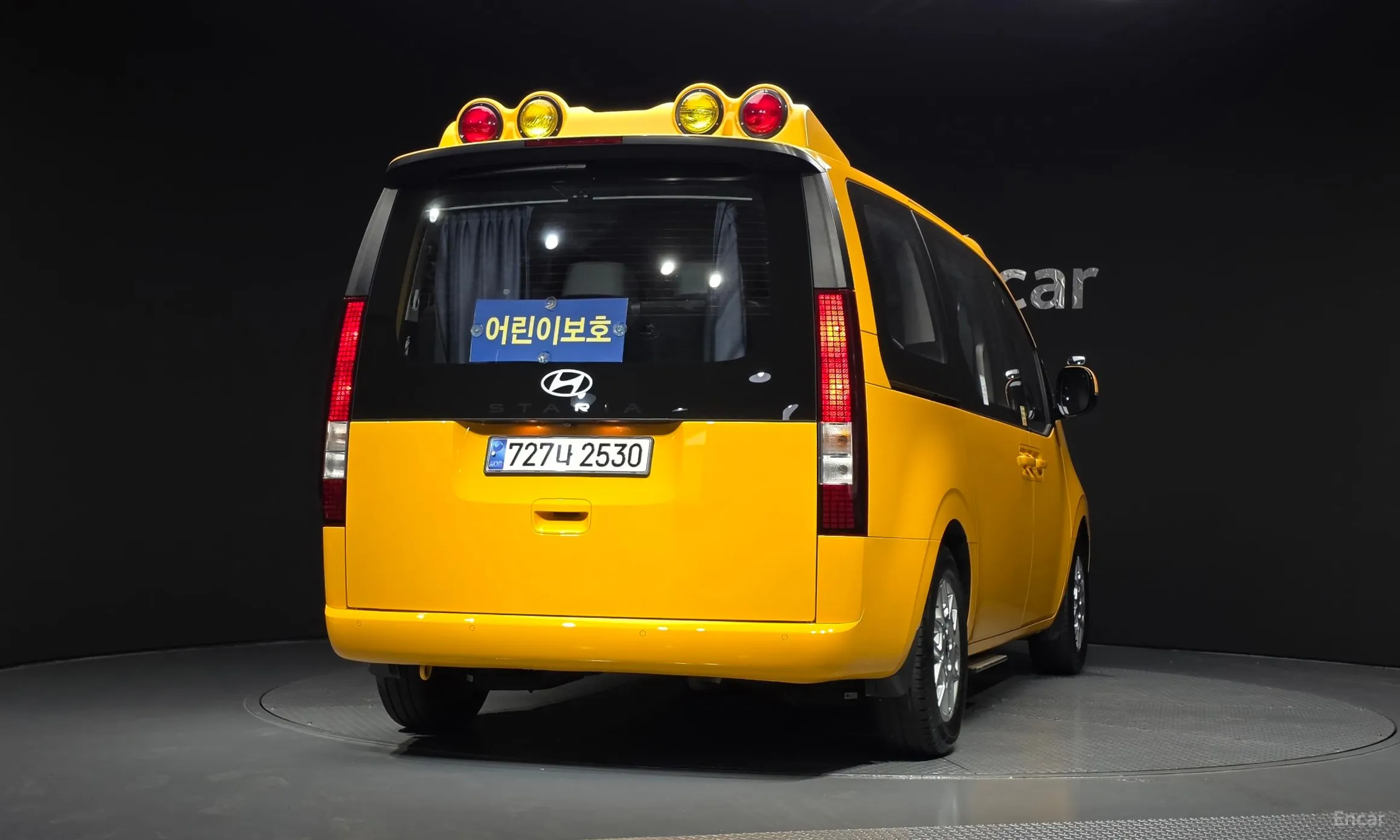 Hyundai Staria превью 4