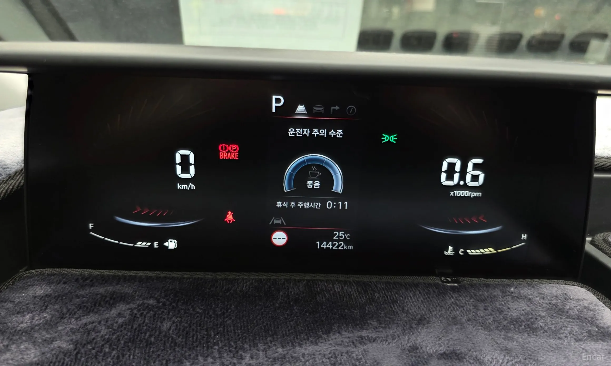 Hyundai Staria превью 8