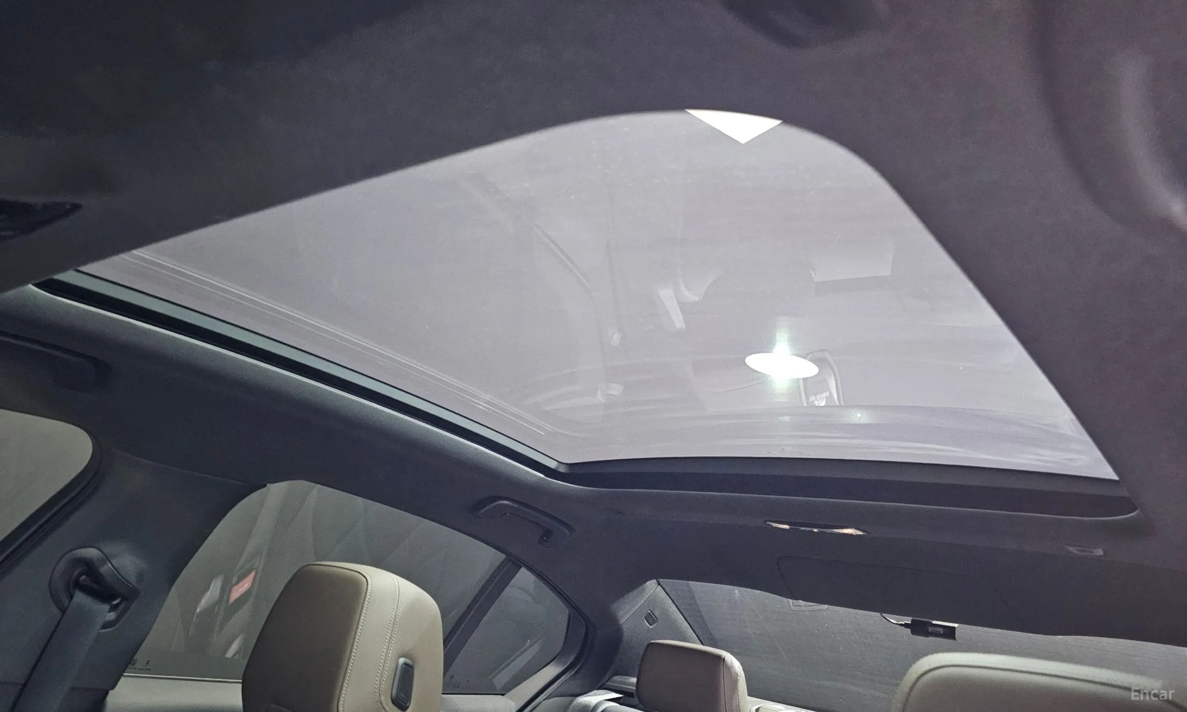 BMW 5 Series (G60) превью 18