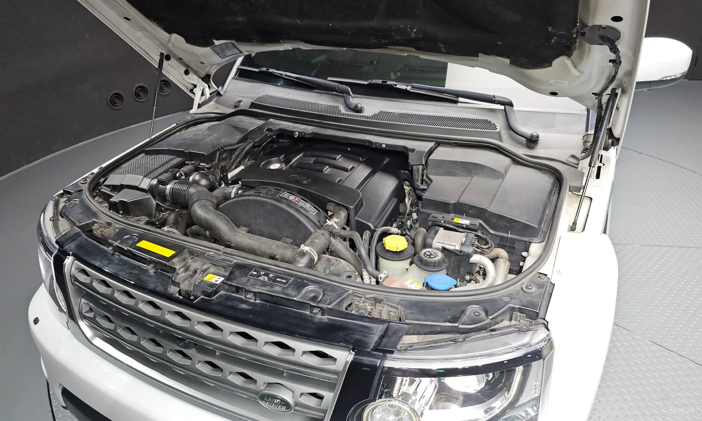 Land Rover Discovery 4 превью 6
