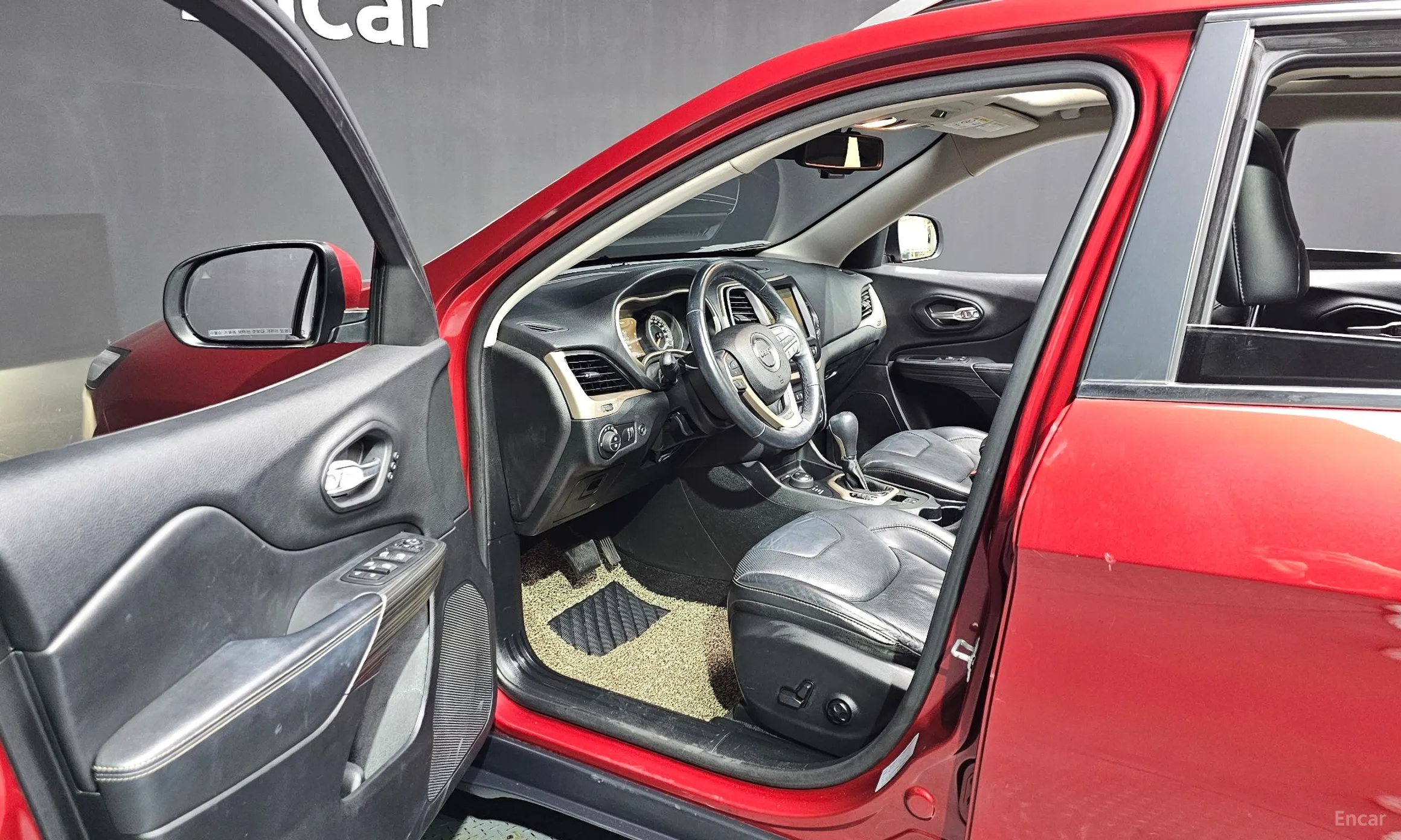 Jeep Cherokee (KL) превью 10