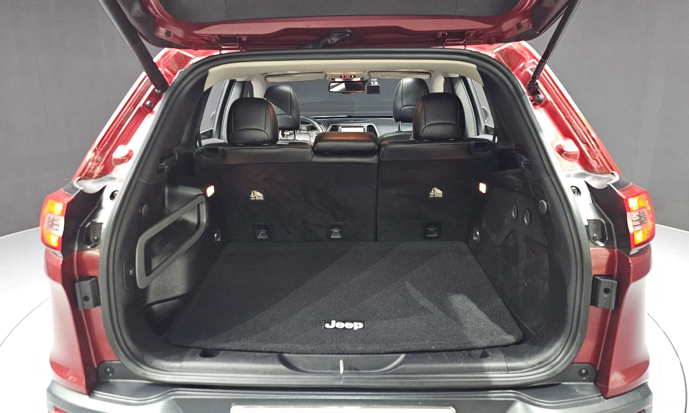 Jeep Cherokee (KL) превью 16