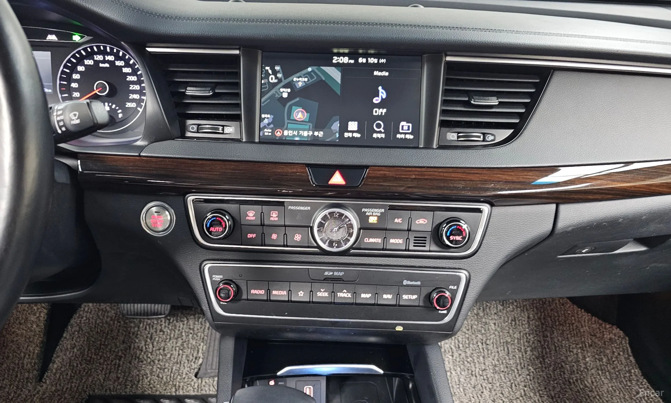 Kia K7 превью 12
