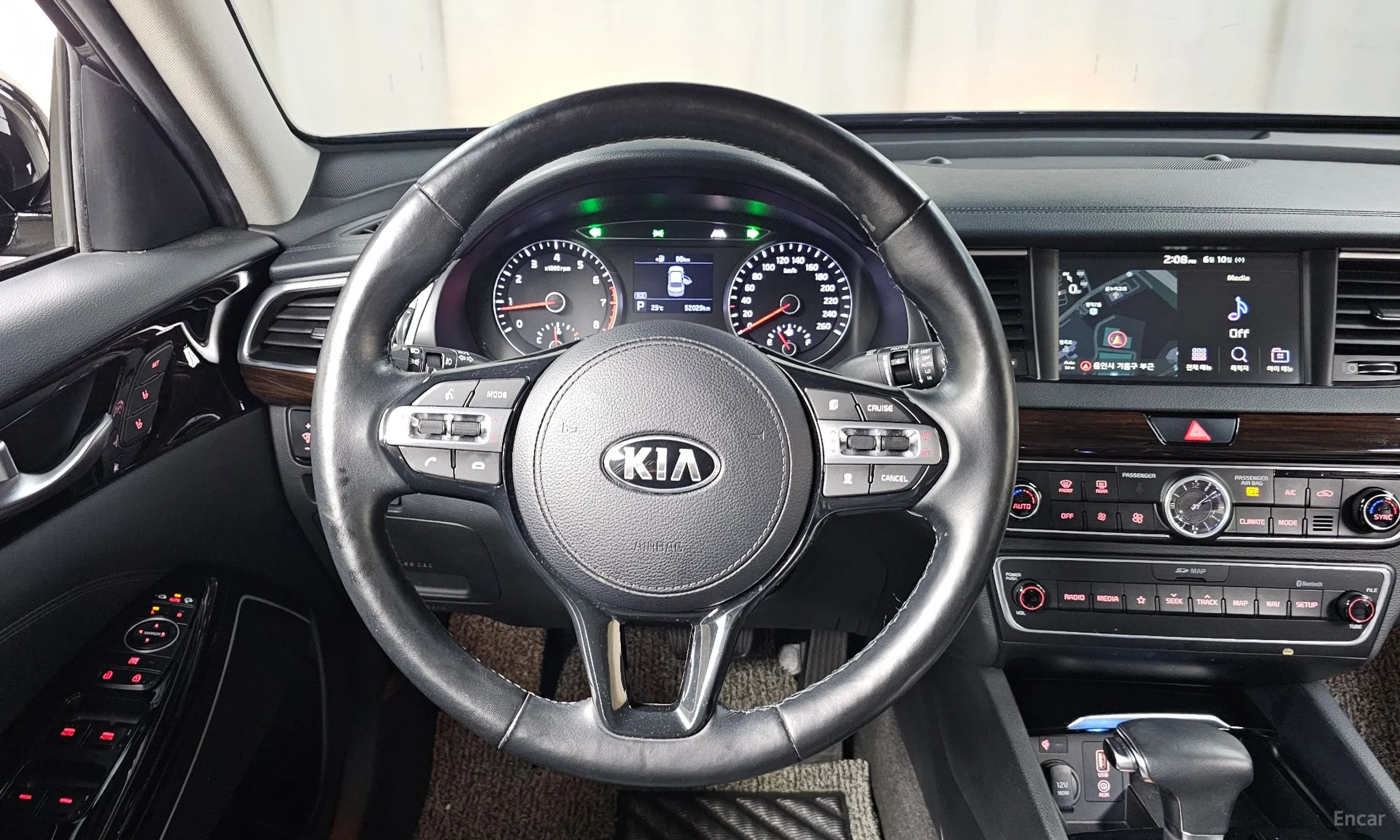 Kia K7 превью 13
