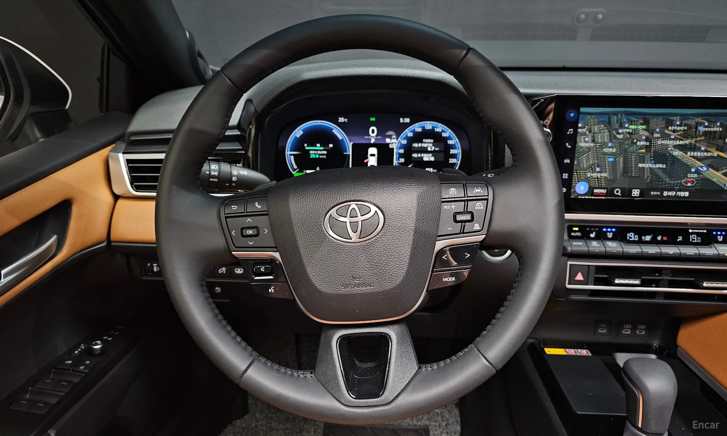 Toyota Camry (XV80) превью 13
