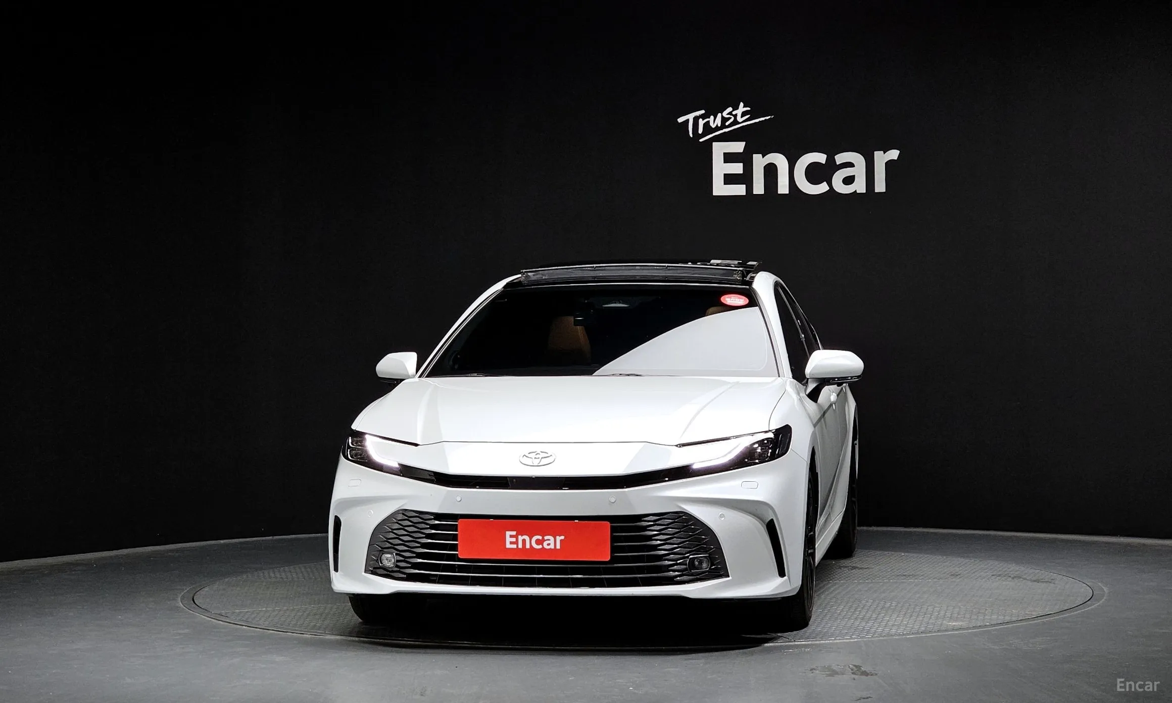Toyota Camry (XV80) превью 3