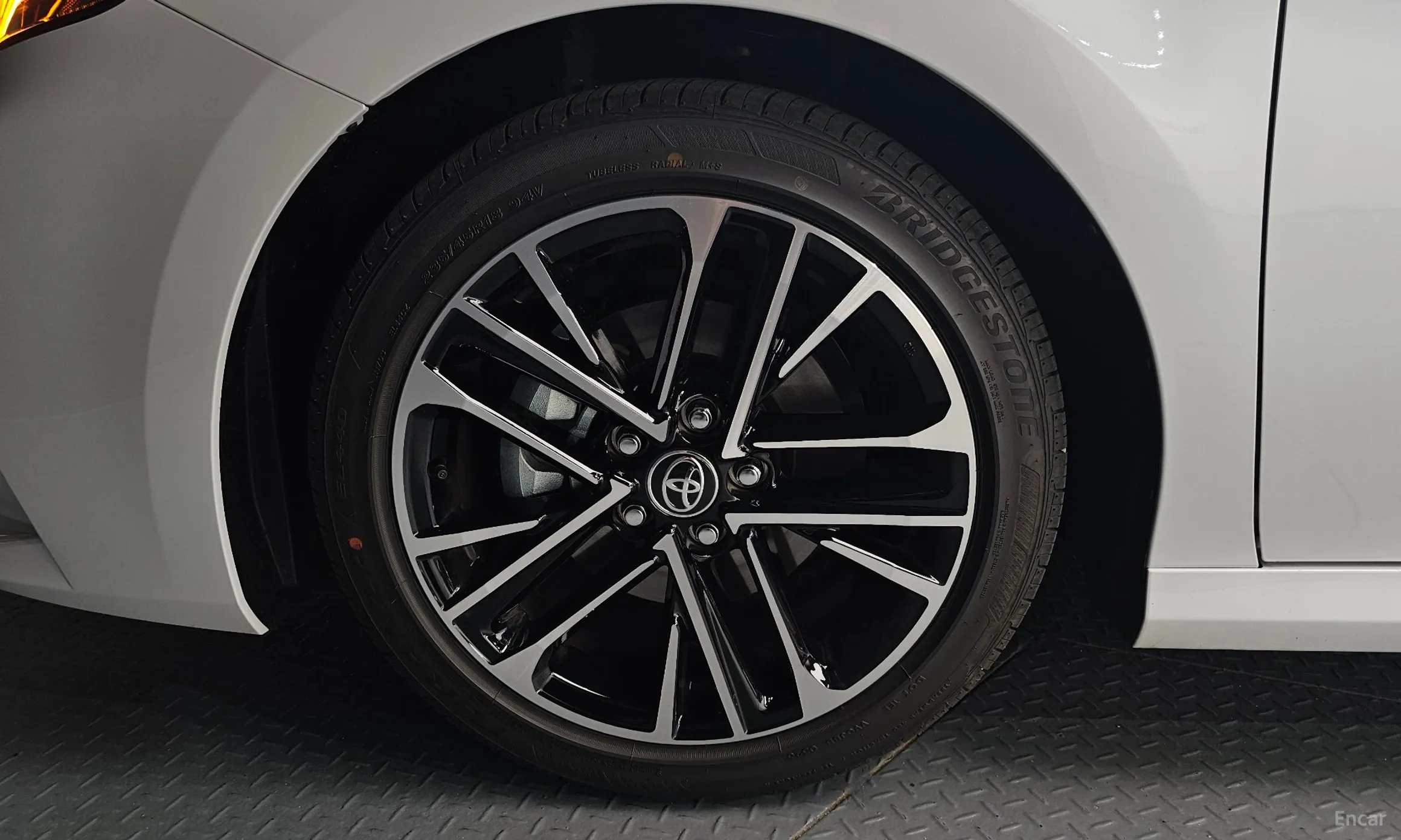 Toyota Camry (XV80) превью 5