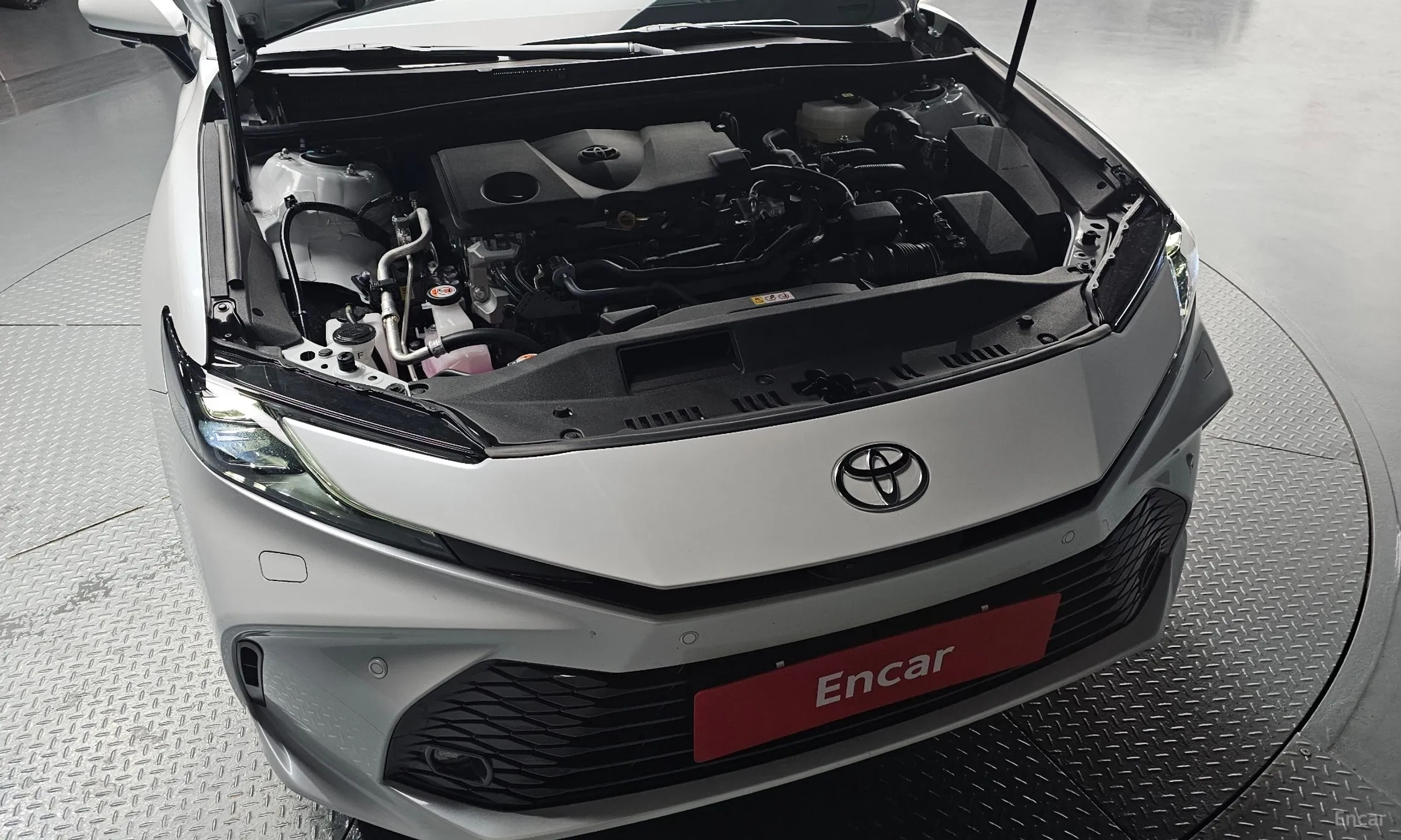Toyota Camry (XV80) превью 6