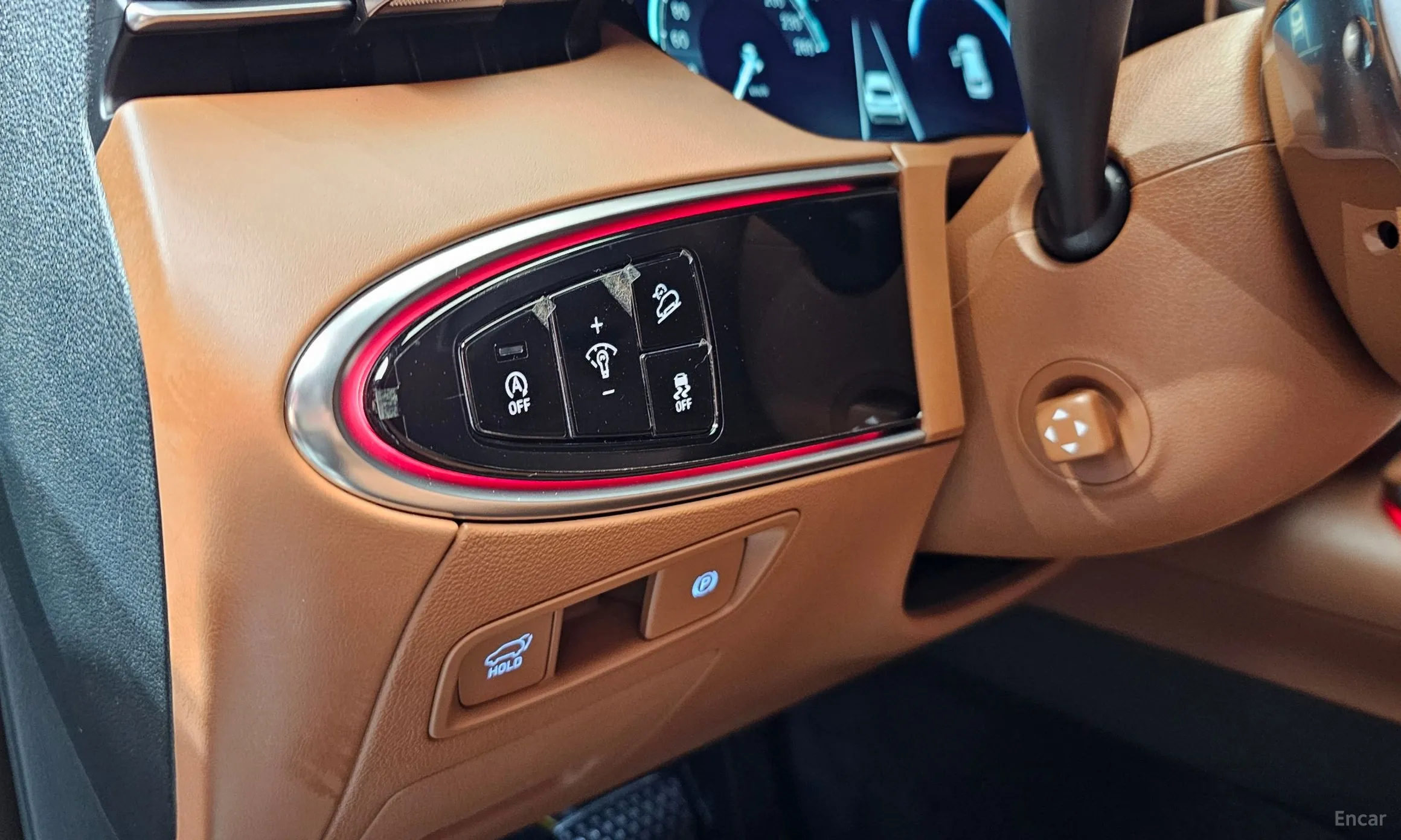 Genesis GV70 превью 16